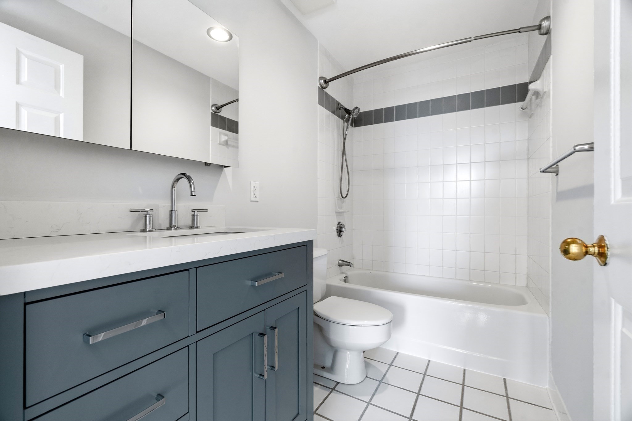 59 Brainerd Rd # 604 Property Photo 13