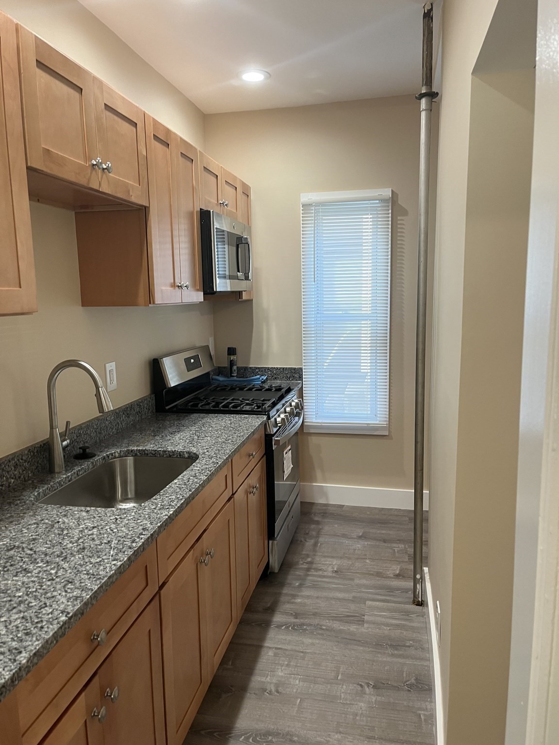 781 Broadway St Property Photo 2