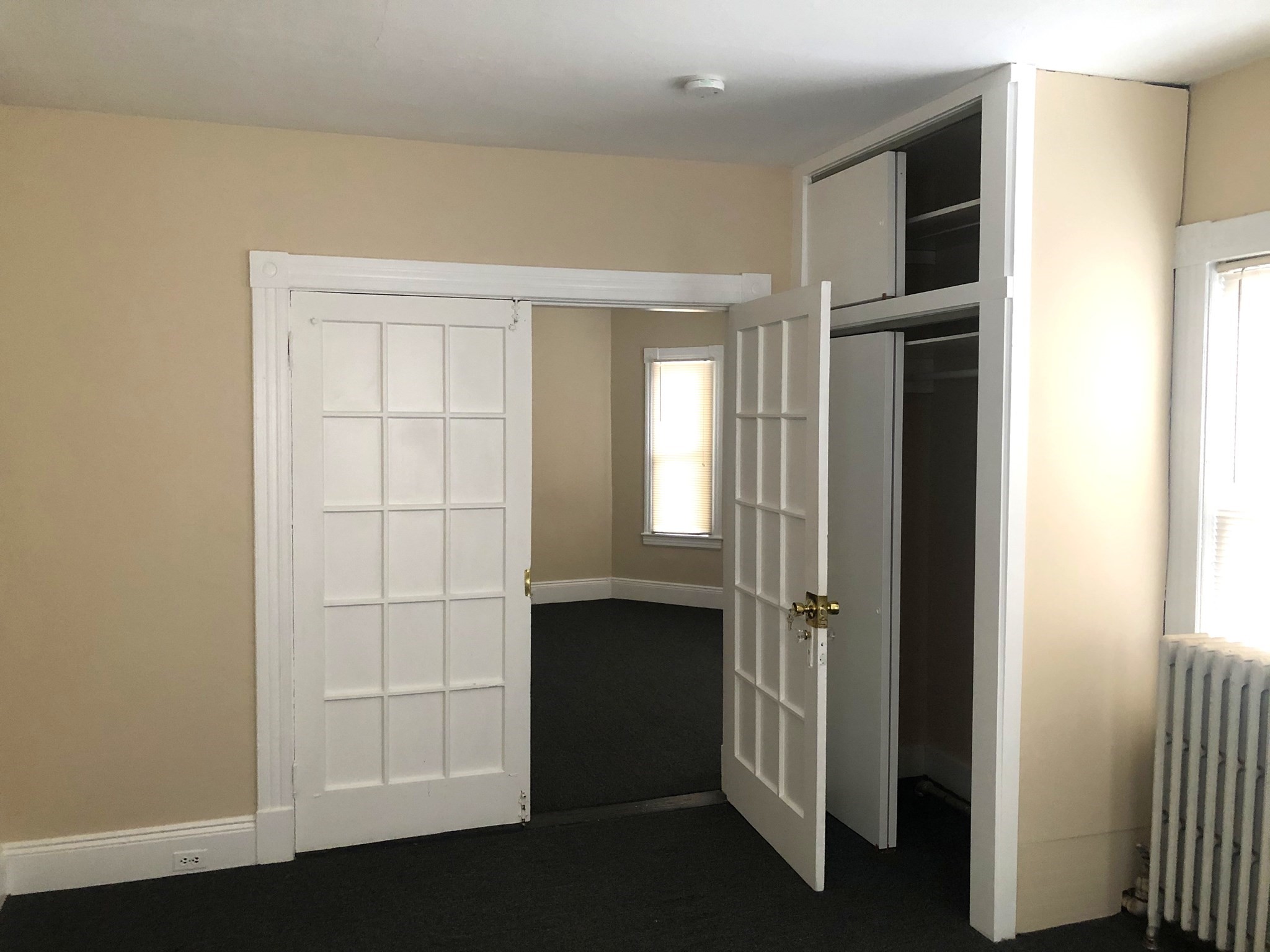 781 Broadway St Property Photo 10