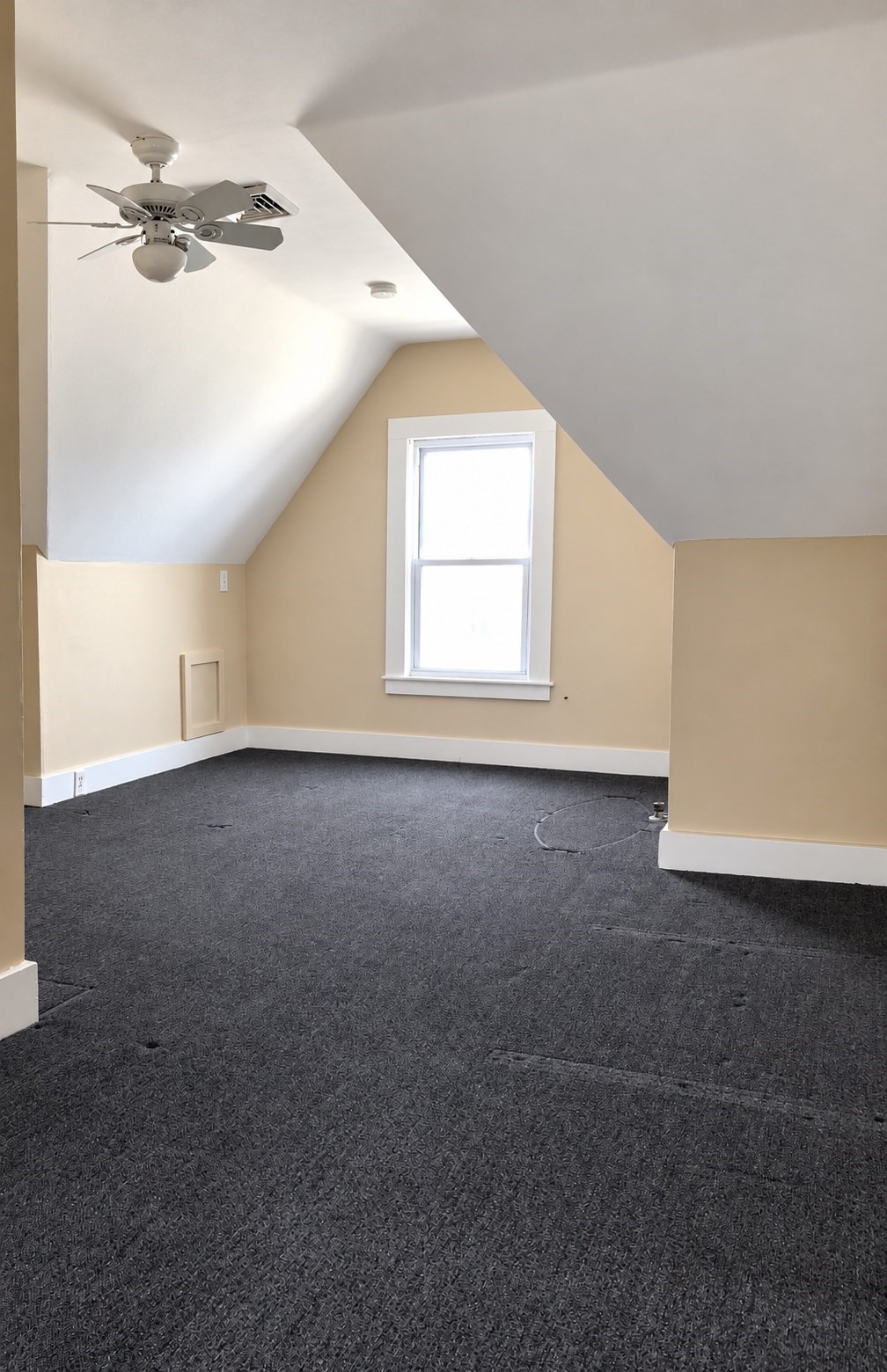 781 Broadway St Property Photo 17