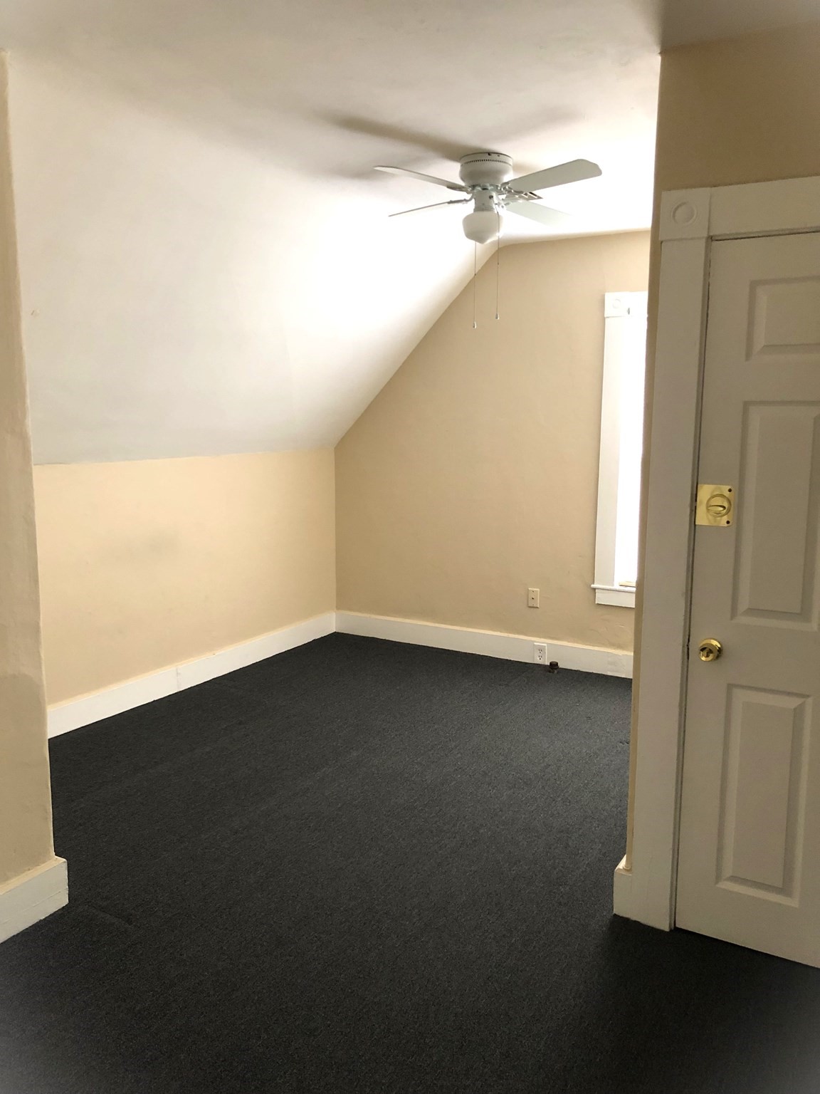 781 Broadway St Property Photo 20