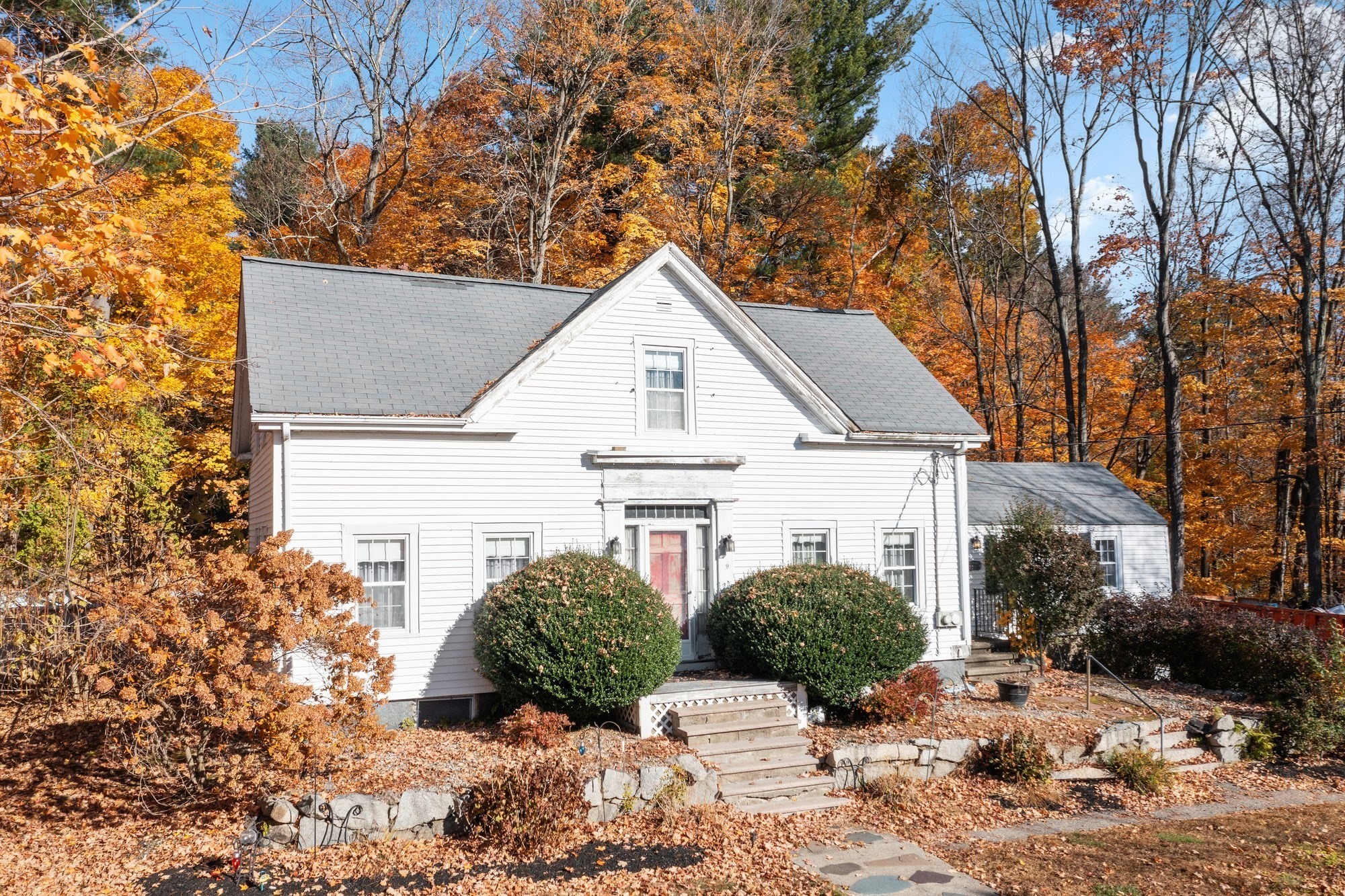 9 Hill Street Property Photo 3