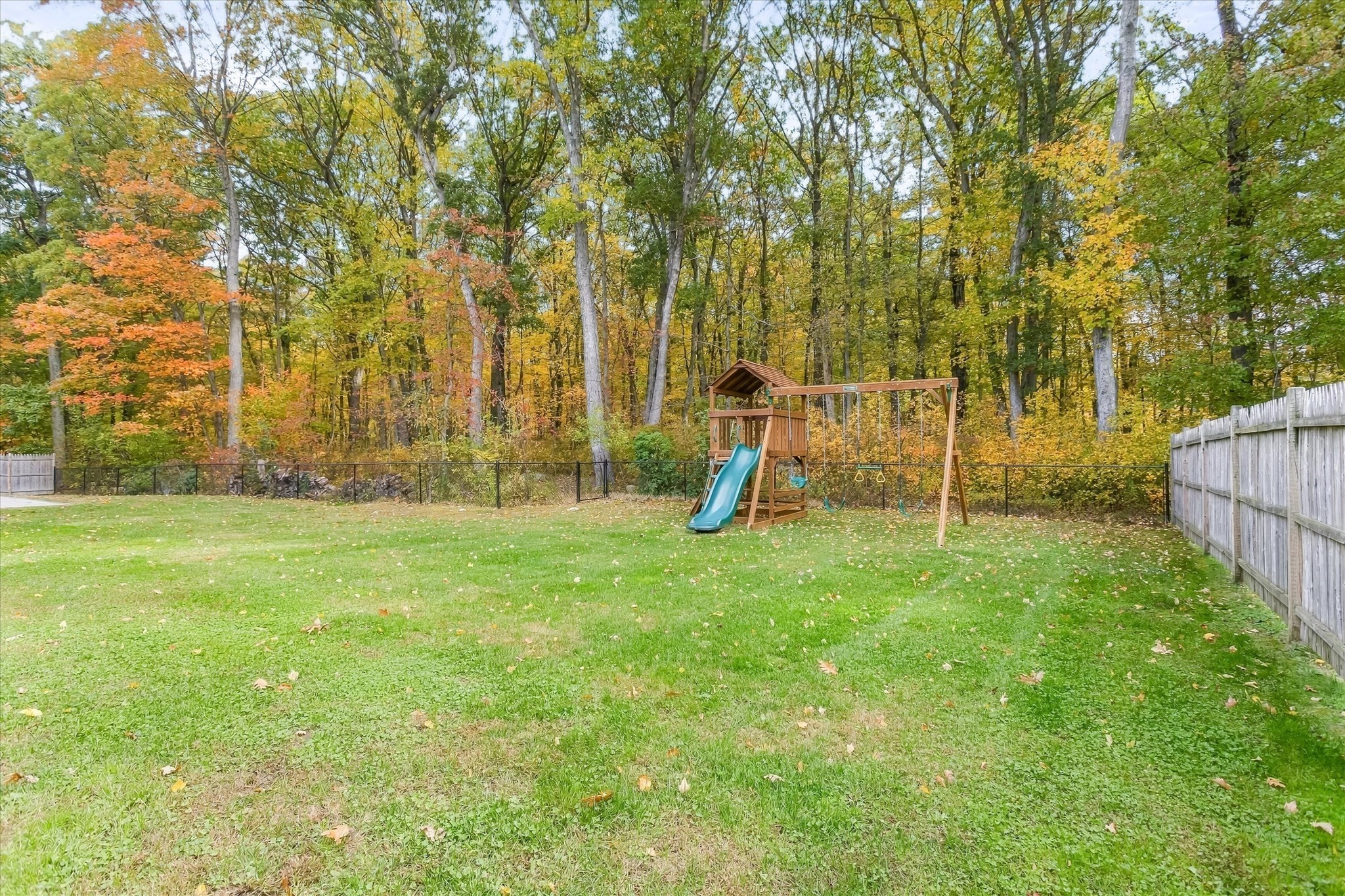 55 Anne Rd Property Photo 34