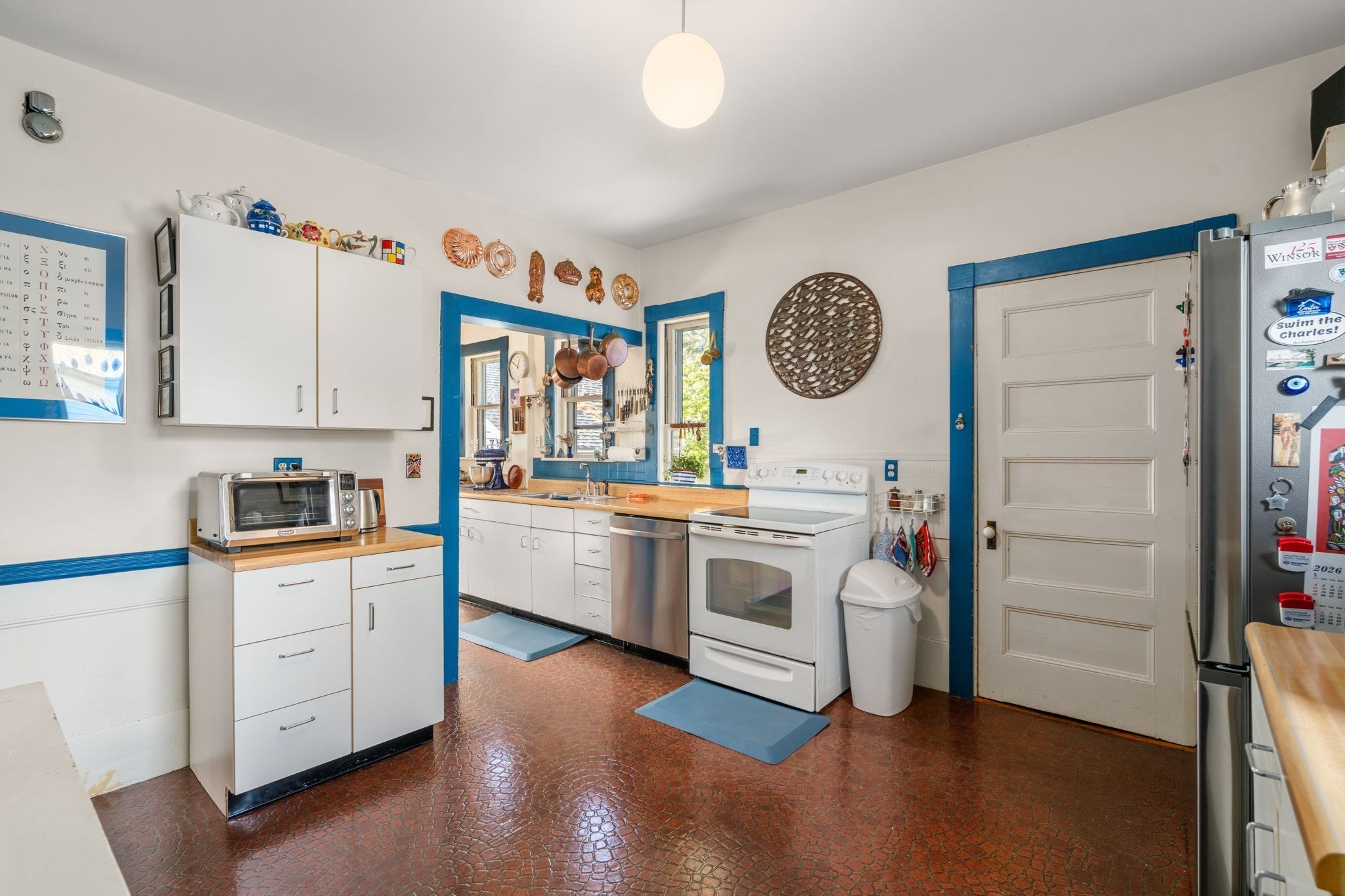 9 Goden Street Property Photo 12