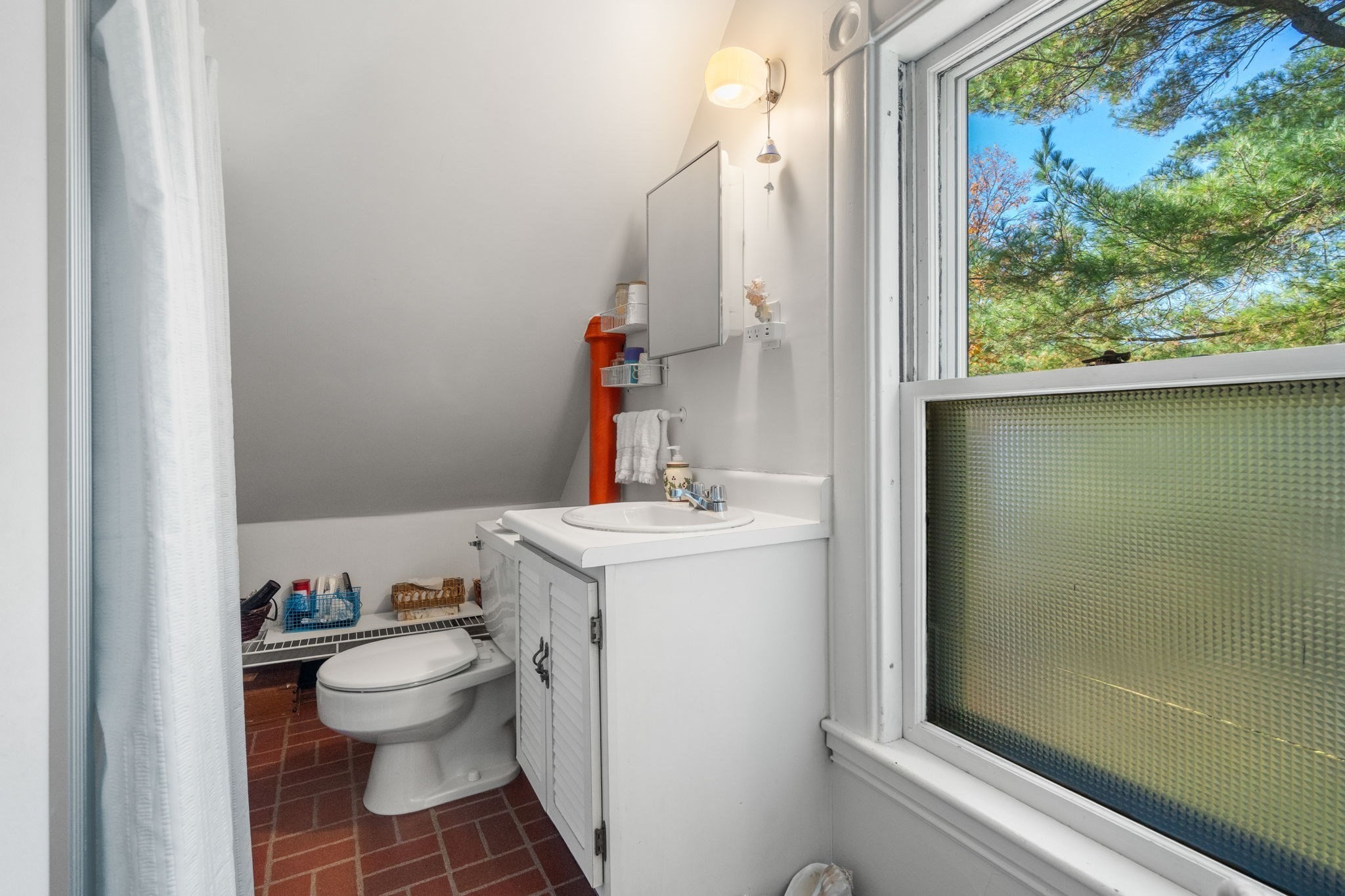 9 Goden Street Property Photo 24