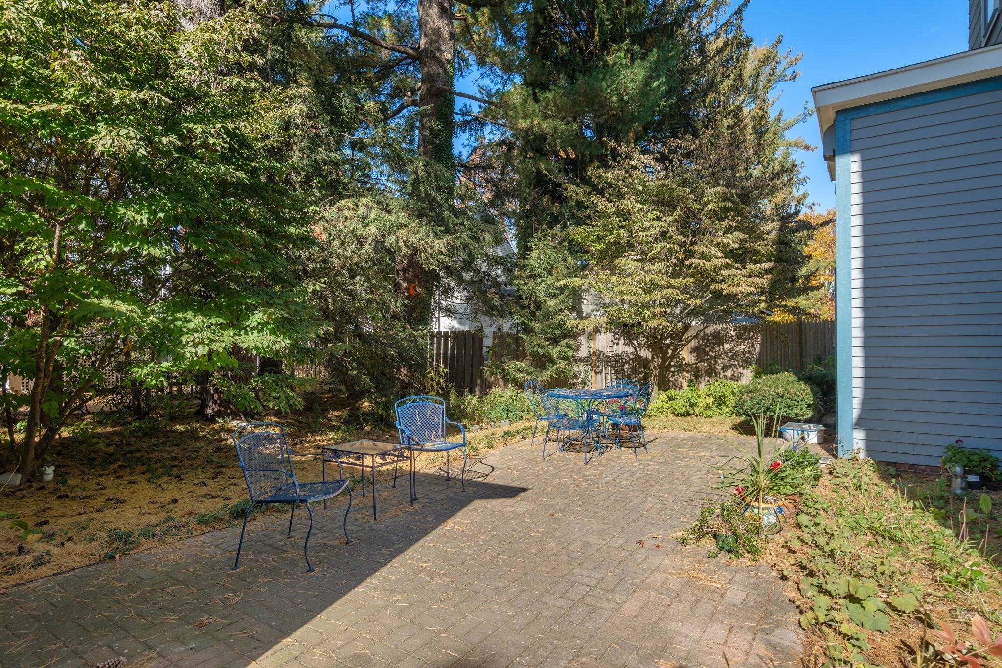 9 Goden Street Property Photo 27