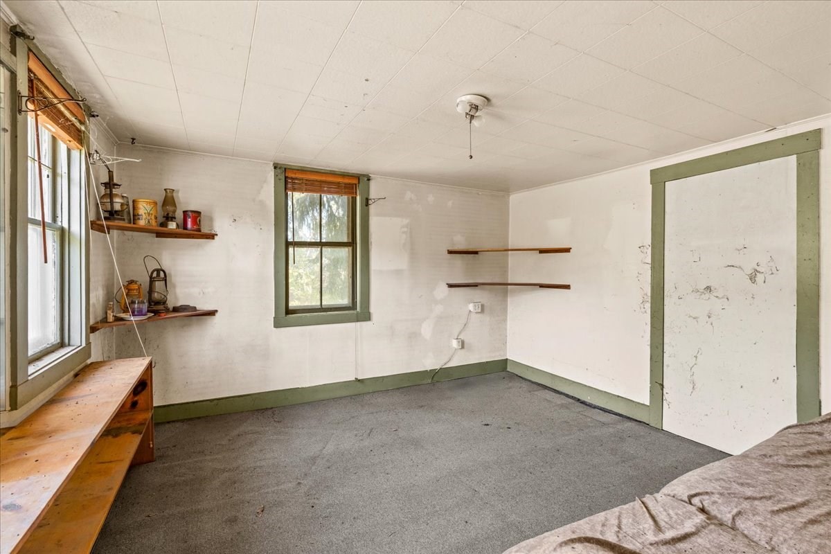 87 High St. Property Photo 5