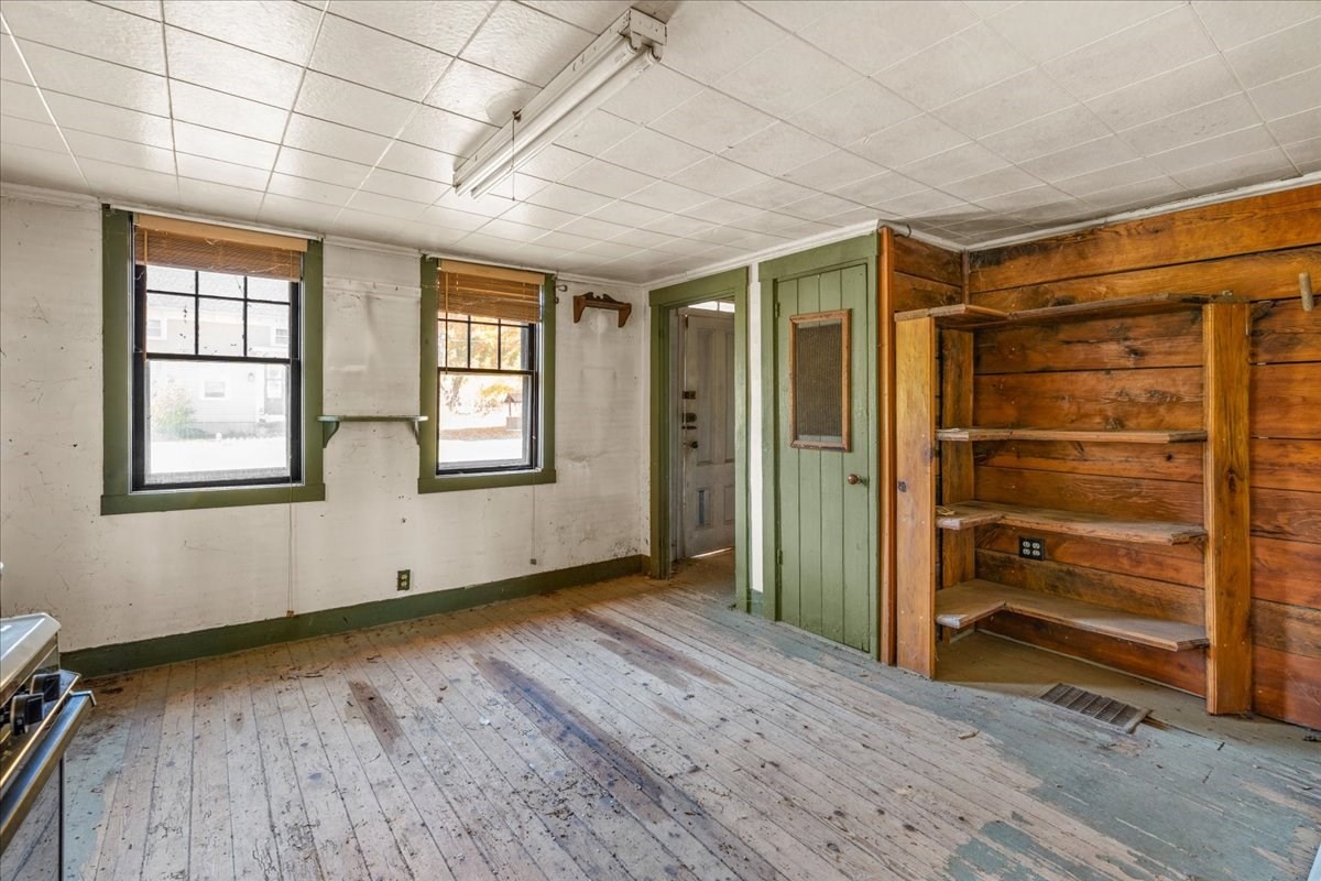 87 High St. Property Photo 13