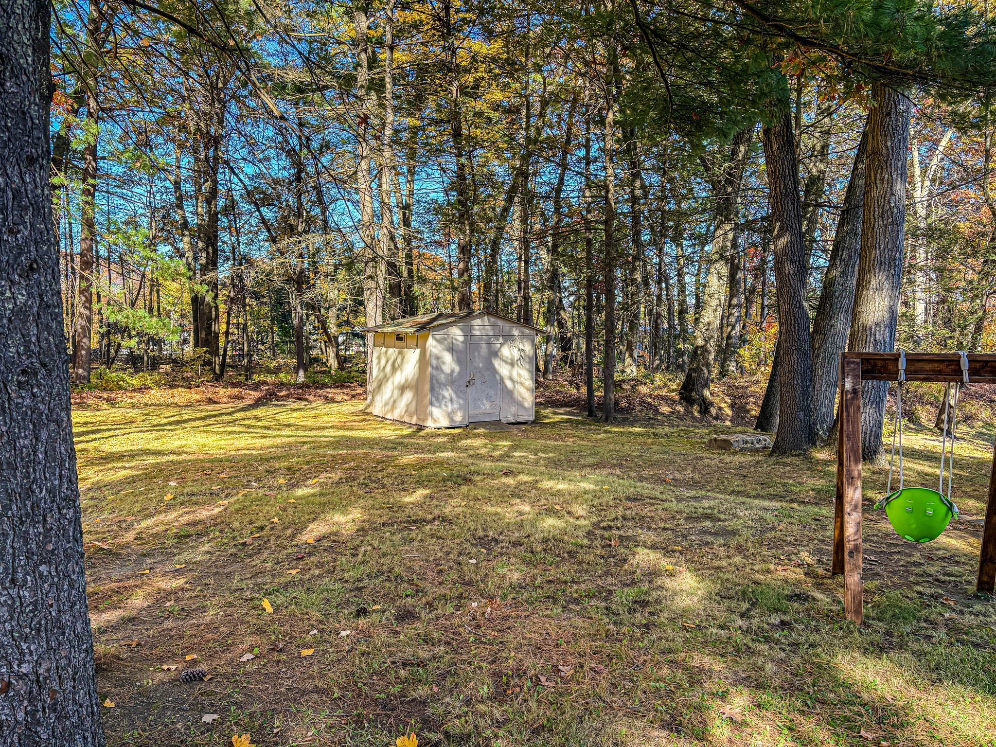 67 Laurel St Property Photo 3