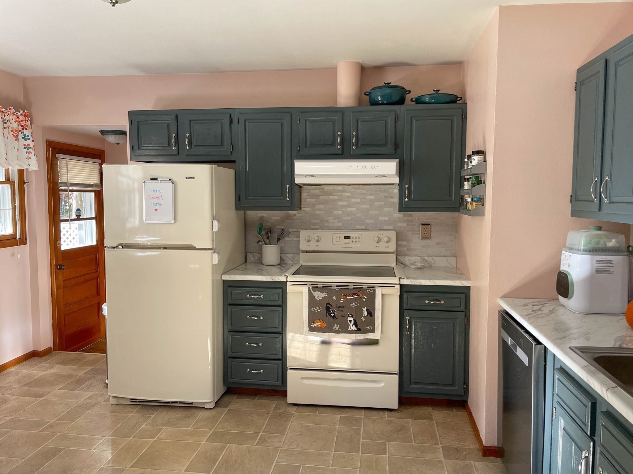 67 Laurel St Property Photo 10