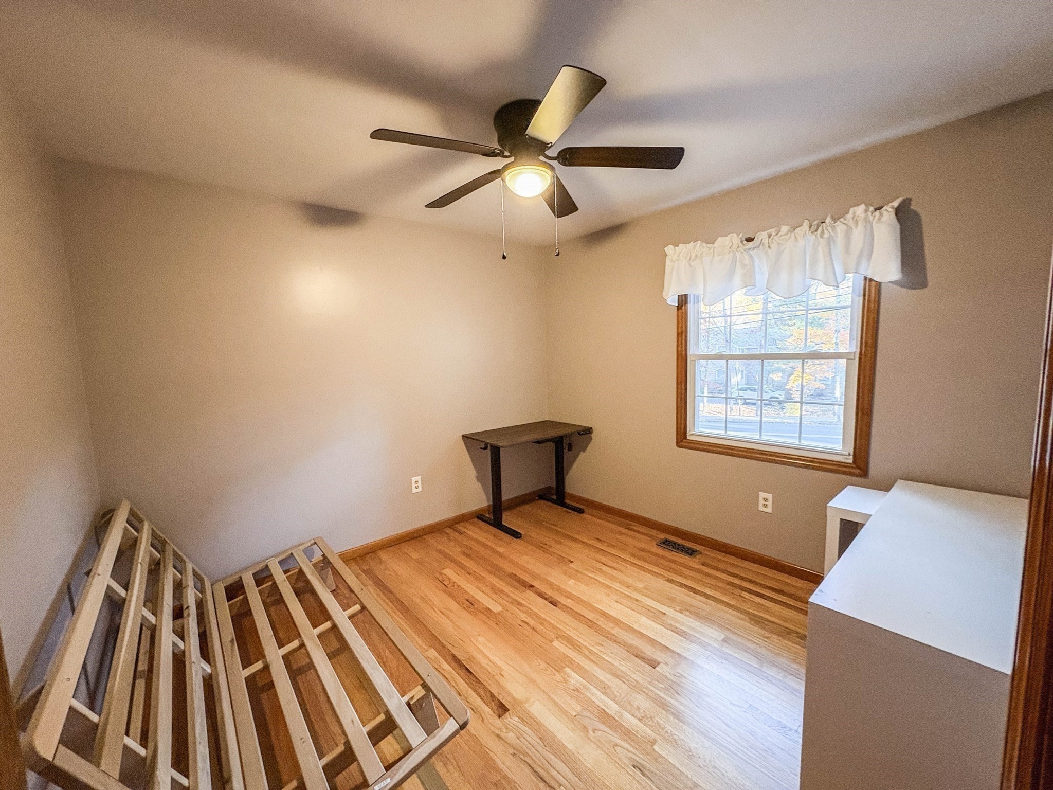 67 Laurel St Property Photo 18