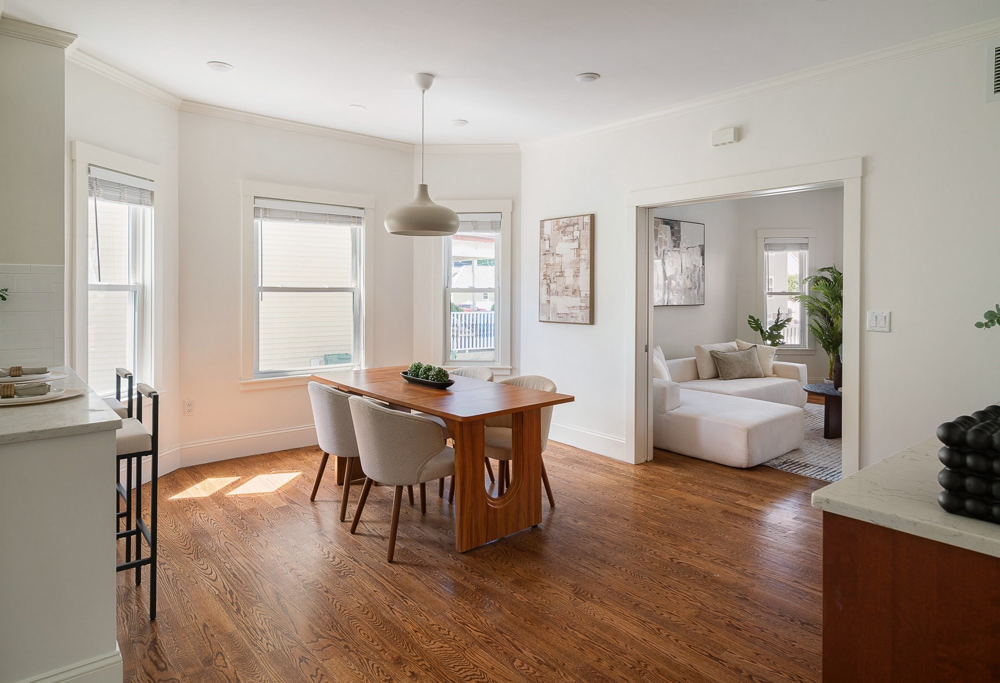 37 Sheridan Ave # 1 Property Photo 6