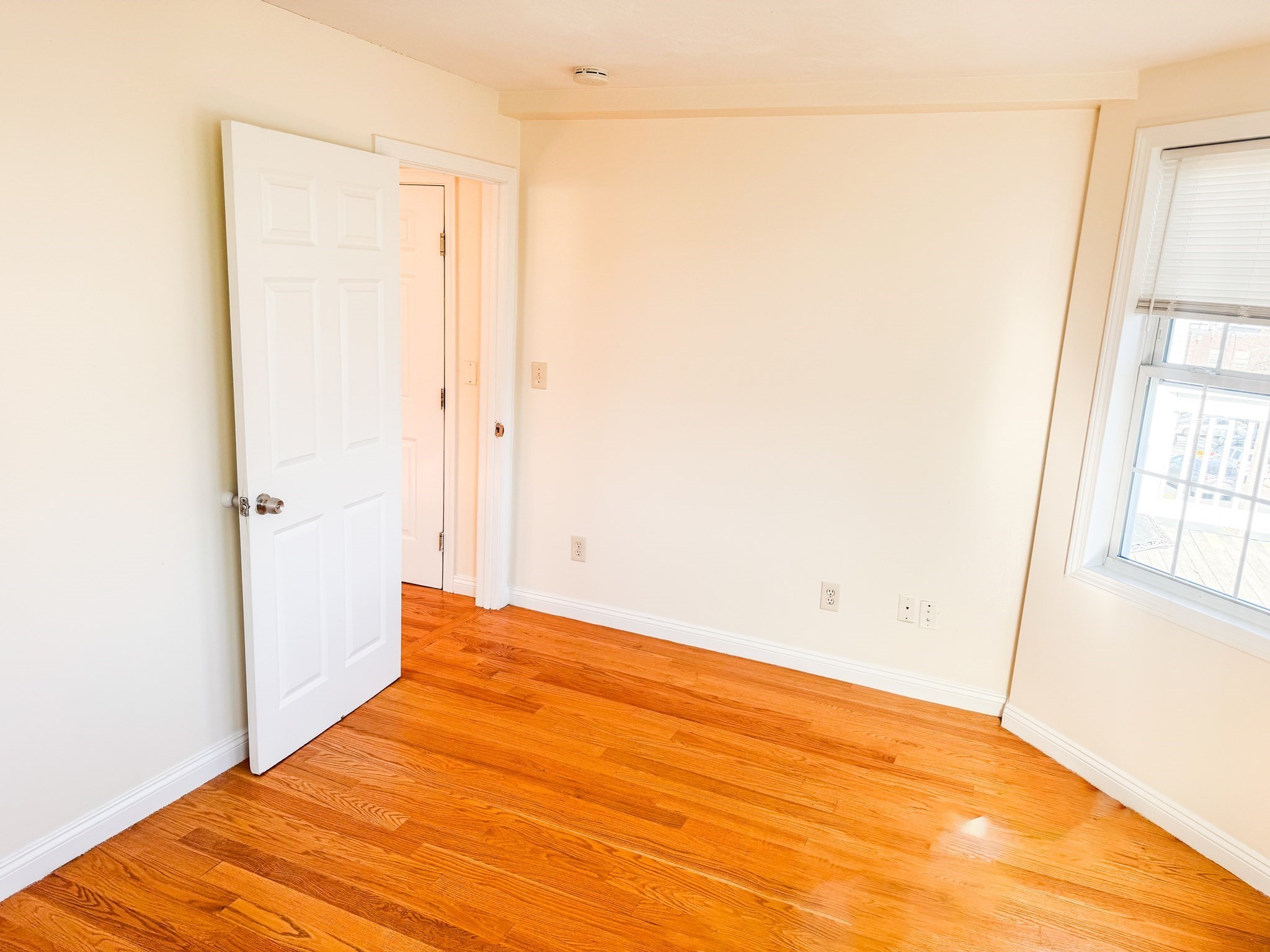339 Adams St # 6 Property Photo 8
