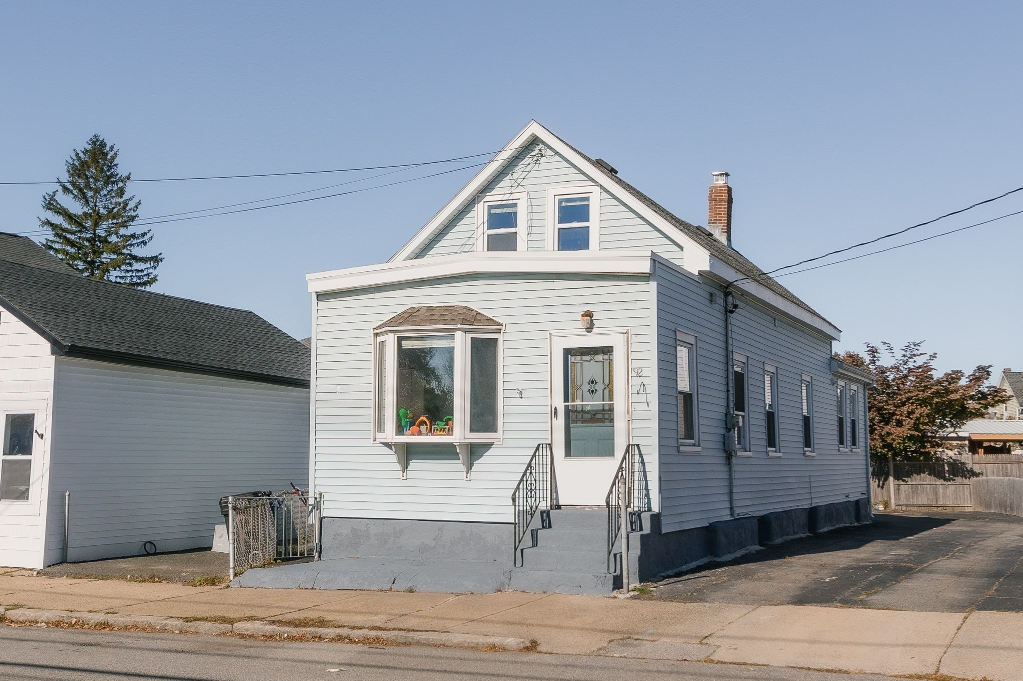 92 Tremont Street Property Photo 1