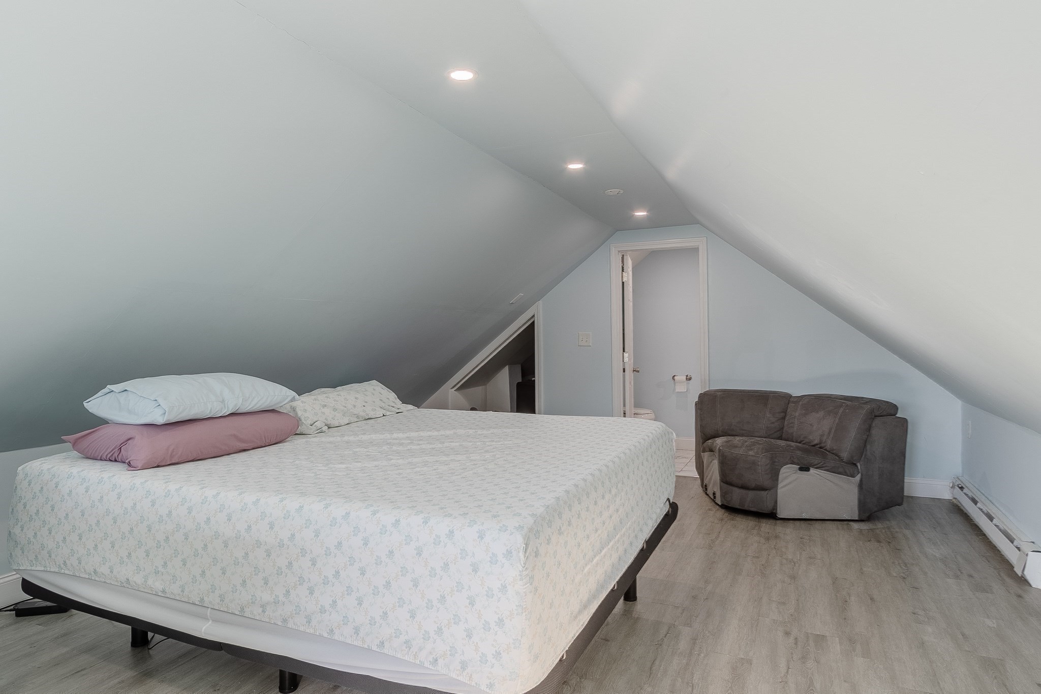 92 Tremont Street Property Photo 15