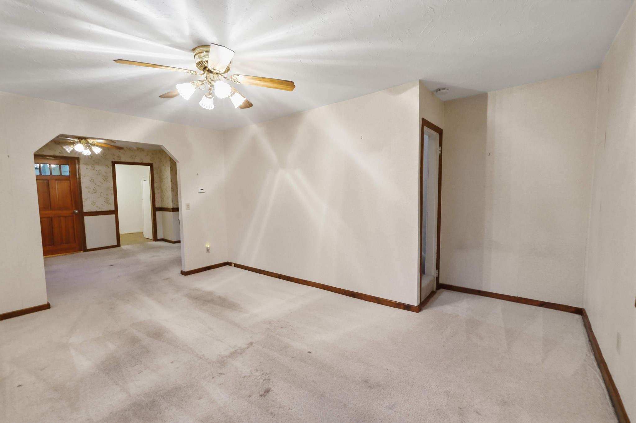 153 Copperfield Rd Property Photo 13