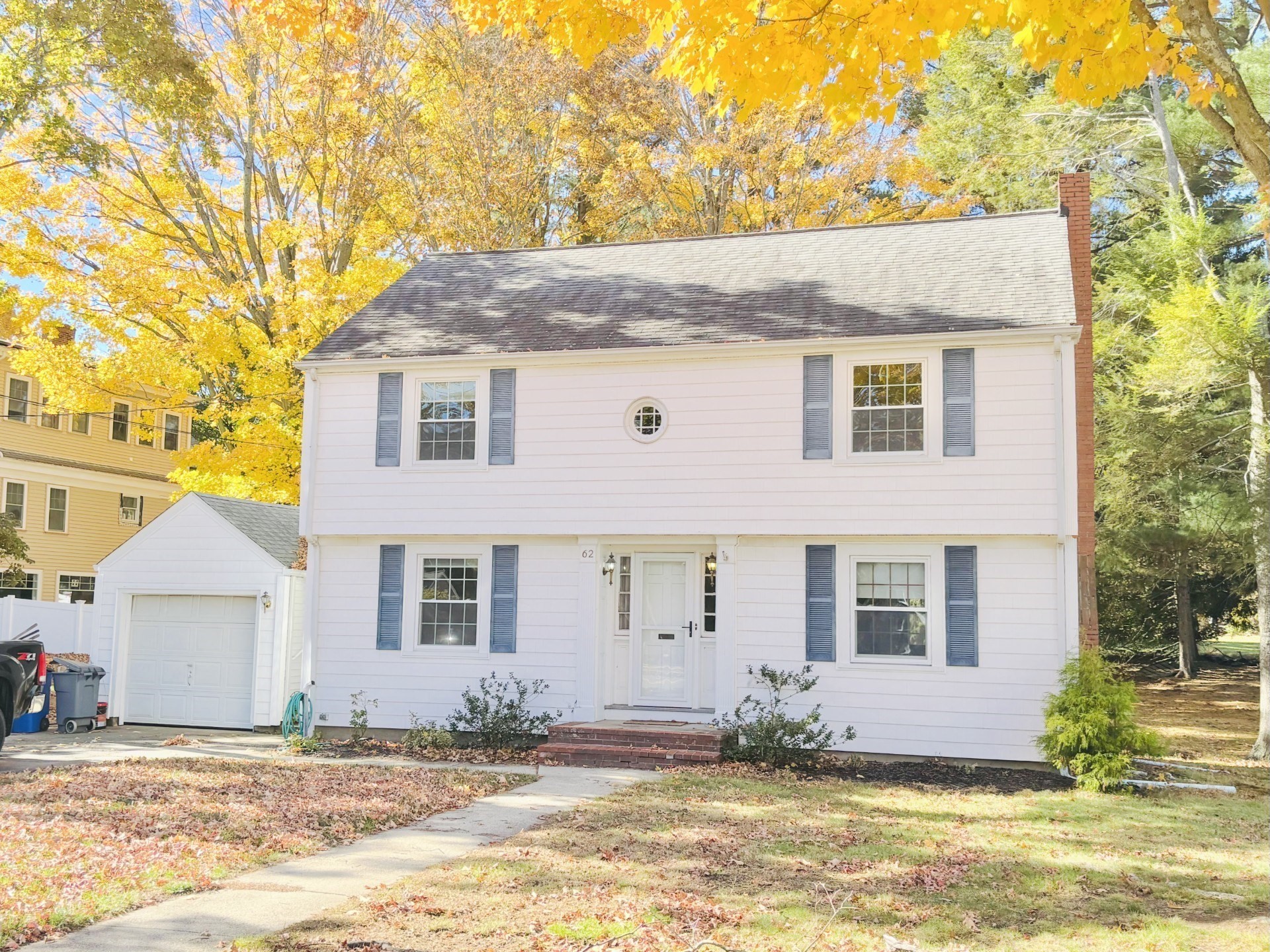 62 Oak St Property Photo 1