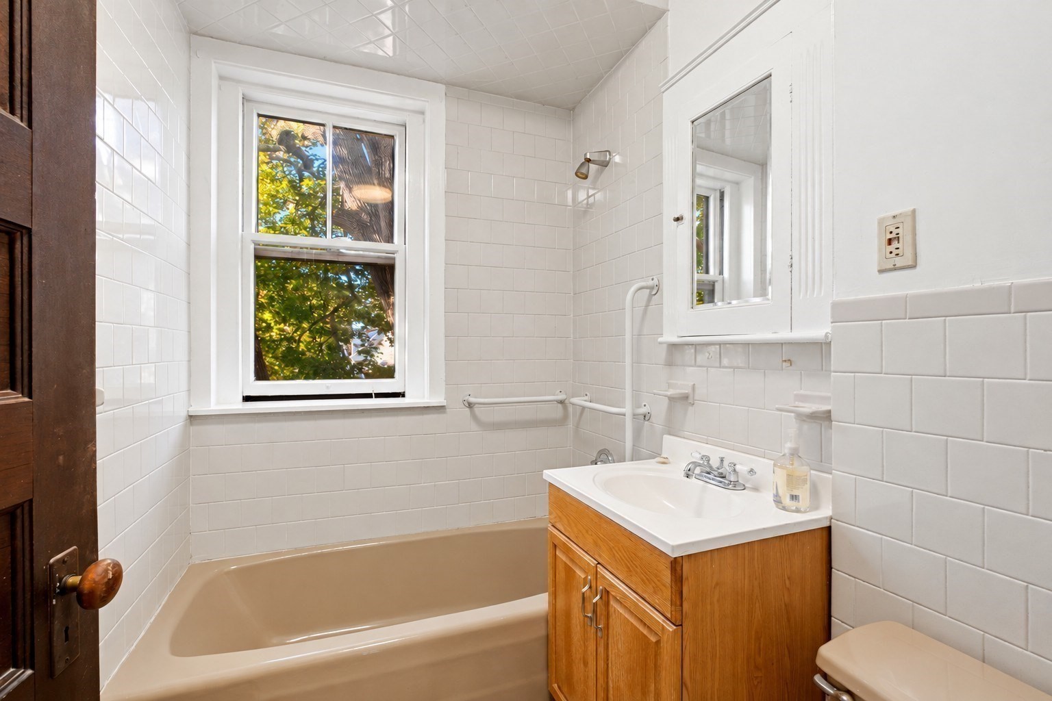 9 Auburn Ct # 3 Property Photo 21