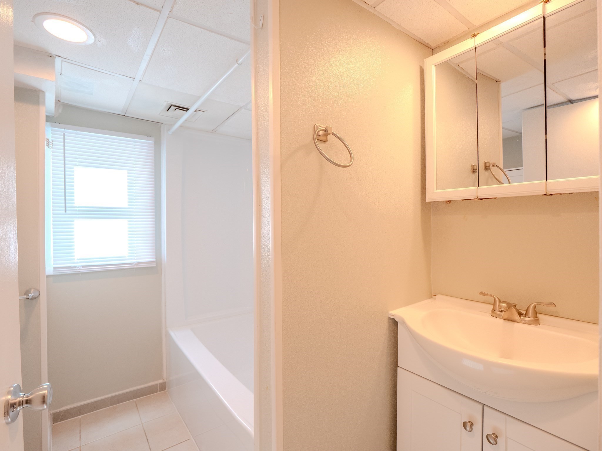 38 Burlington St Property Photo 23