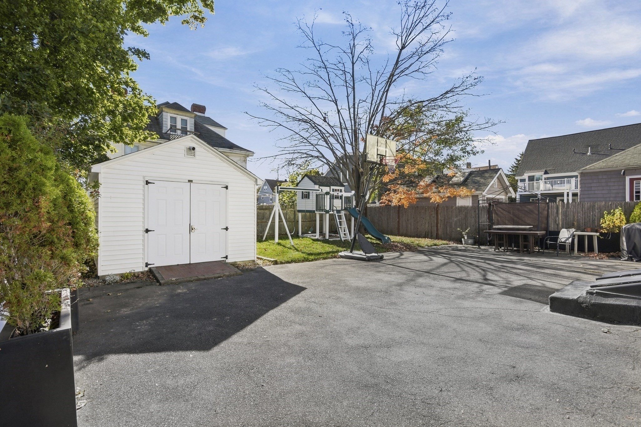 17 Hawthorn Ave Property Photo 36