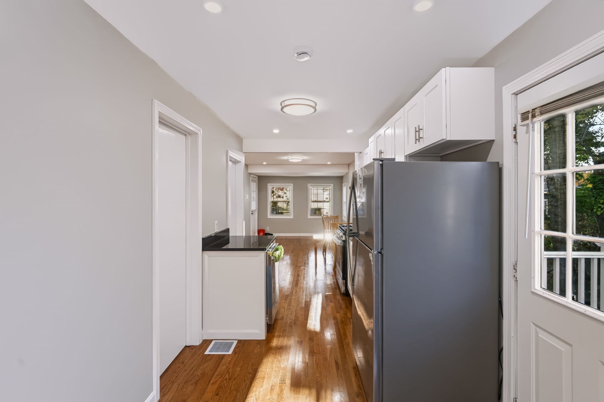 2 Salisbury St Property Photo 35