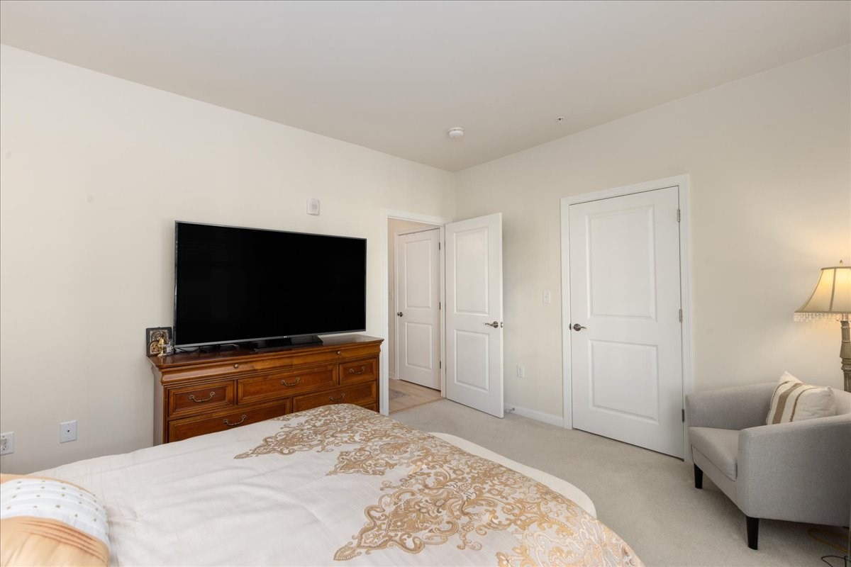 2 Stratton Dr # 309 Property Photo 24