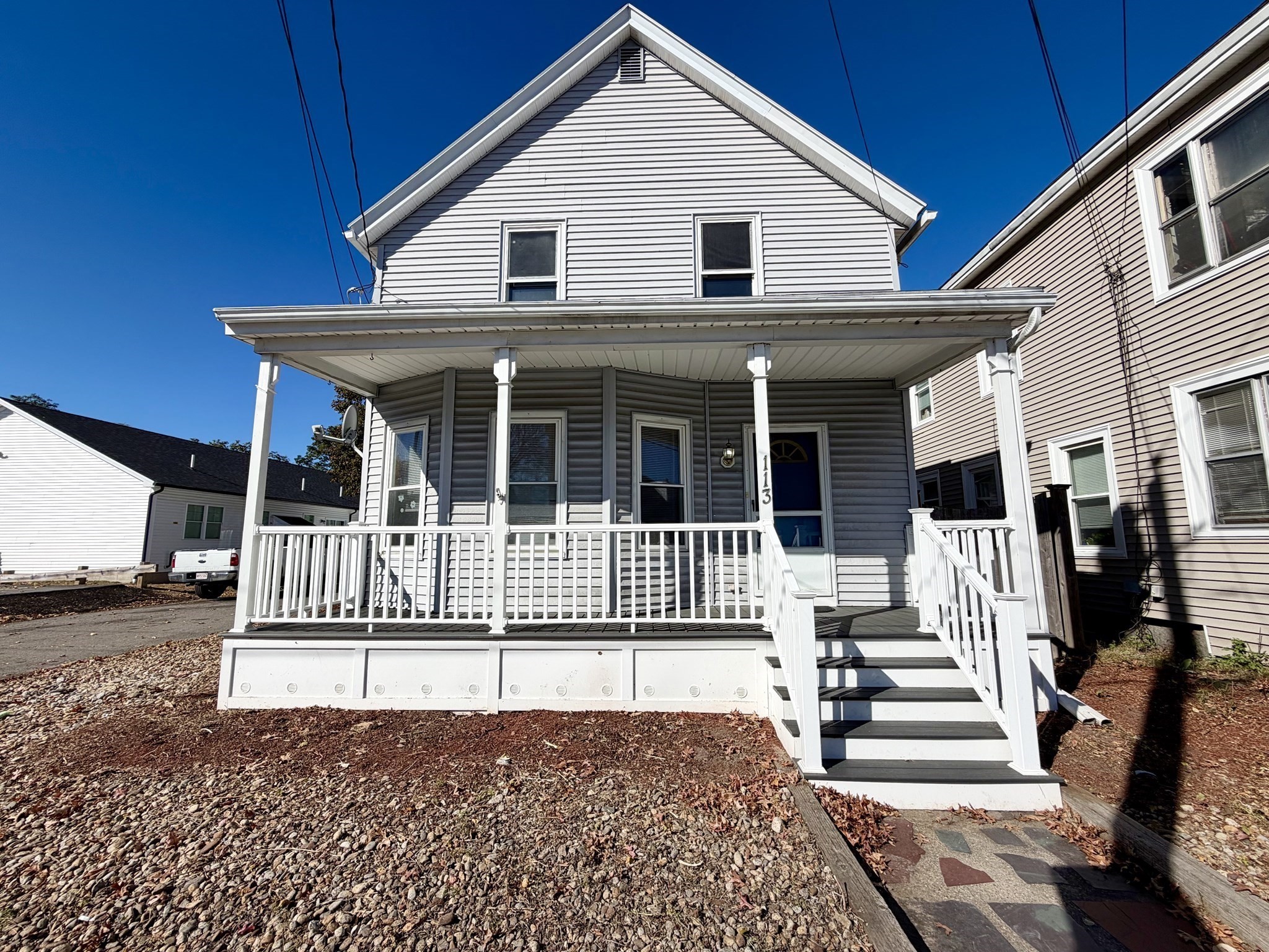113 Harvard St Property Photo 1