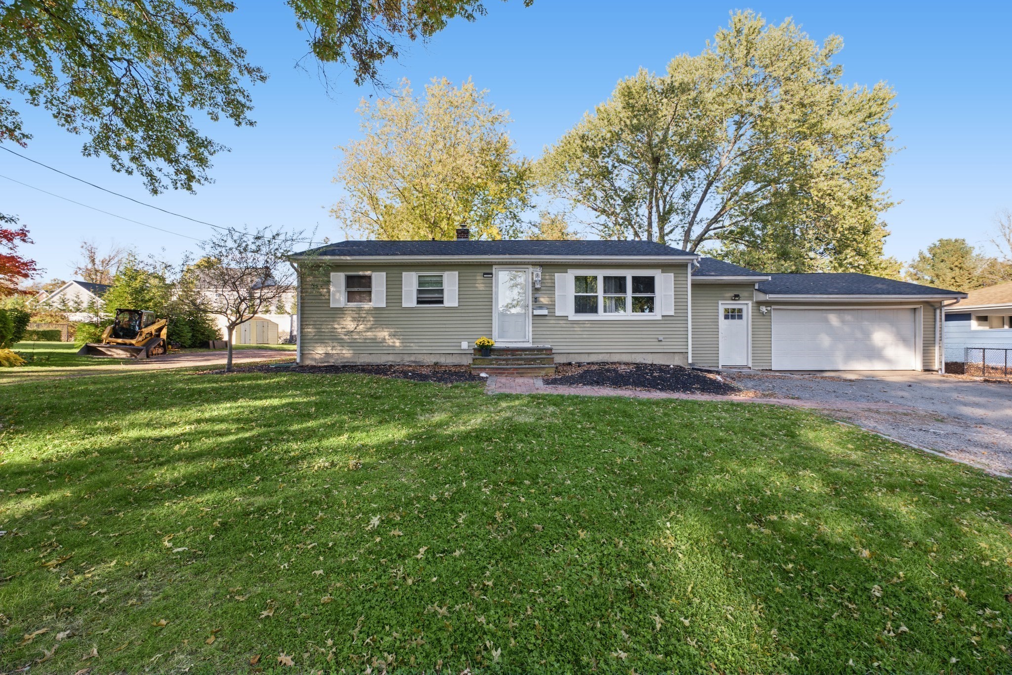 226 Chatterton Ave Property Photo 1