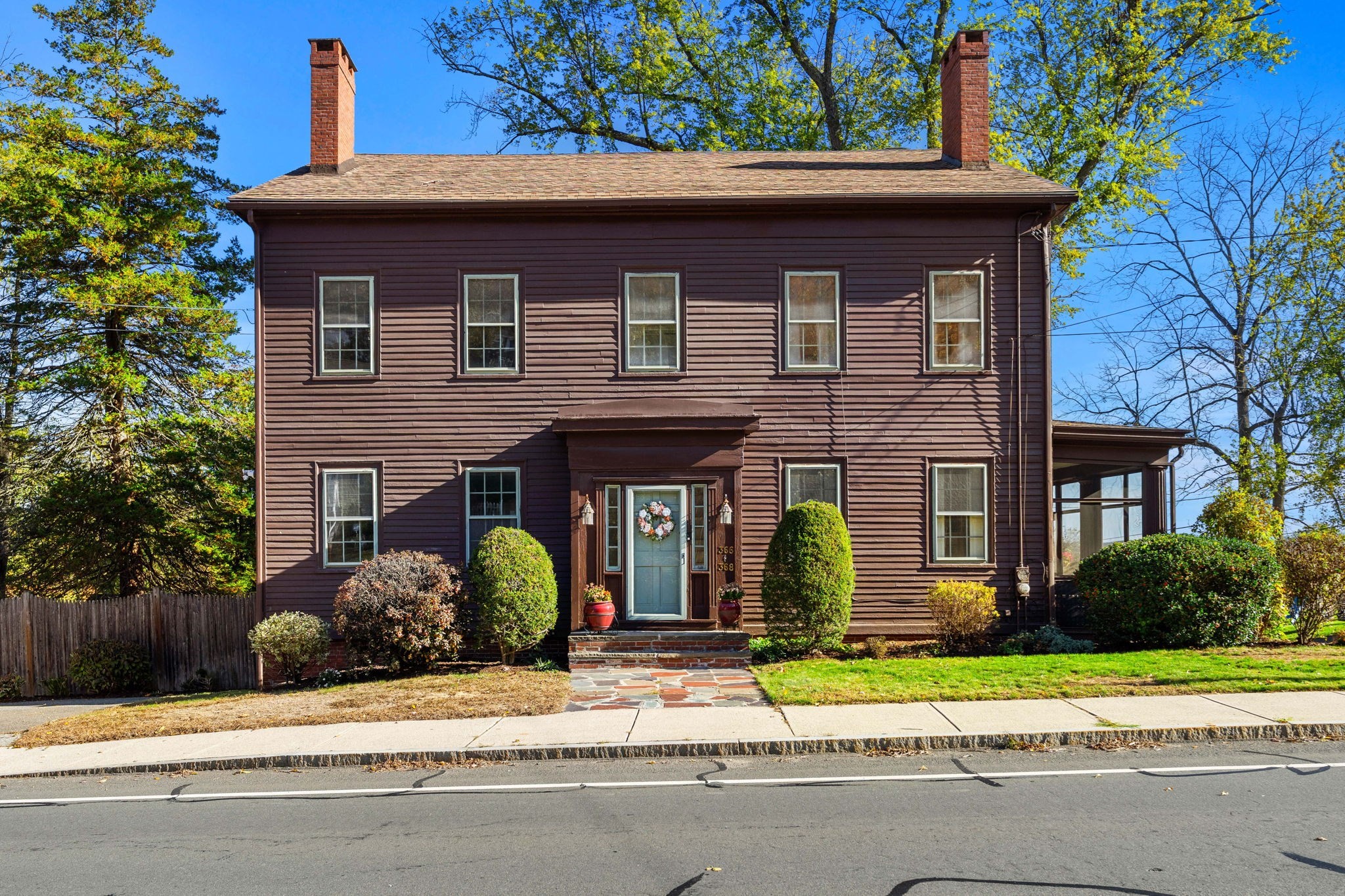 366 Salem Street Property Photo 1