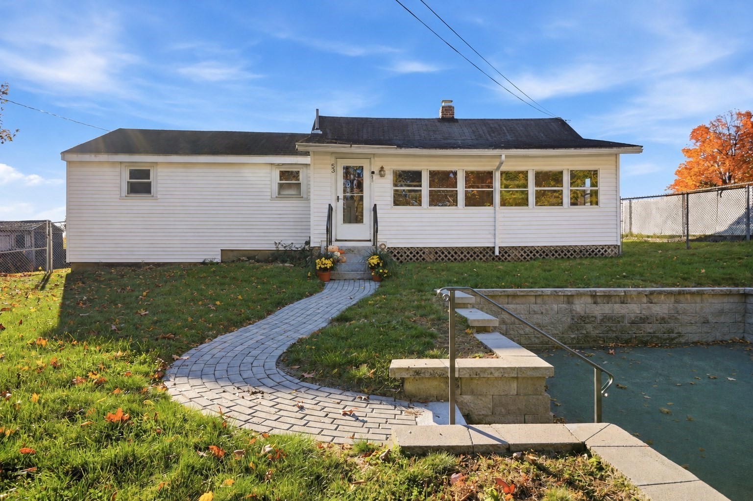 53 Hunter Avenue Property Photo 1