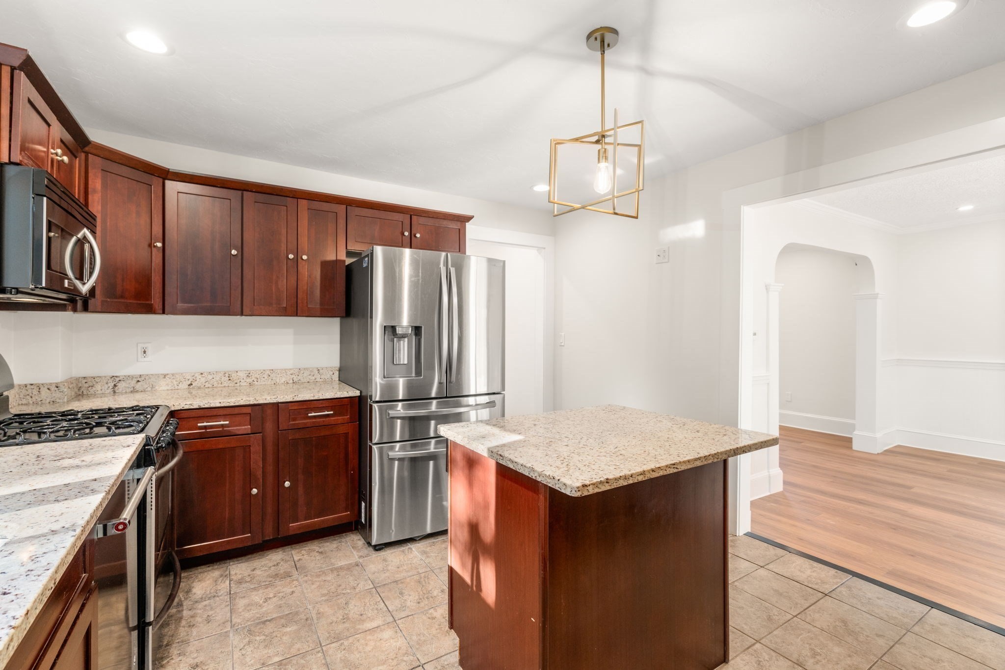 29 Clapp St Property Photo 6