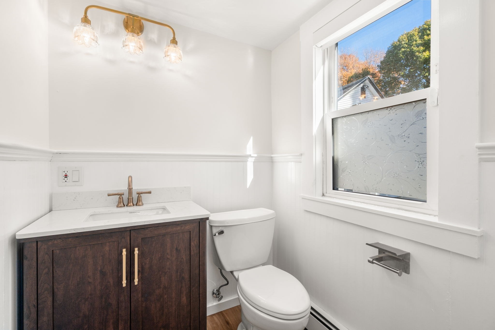 29 Clapp St Property Photo 9
