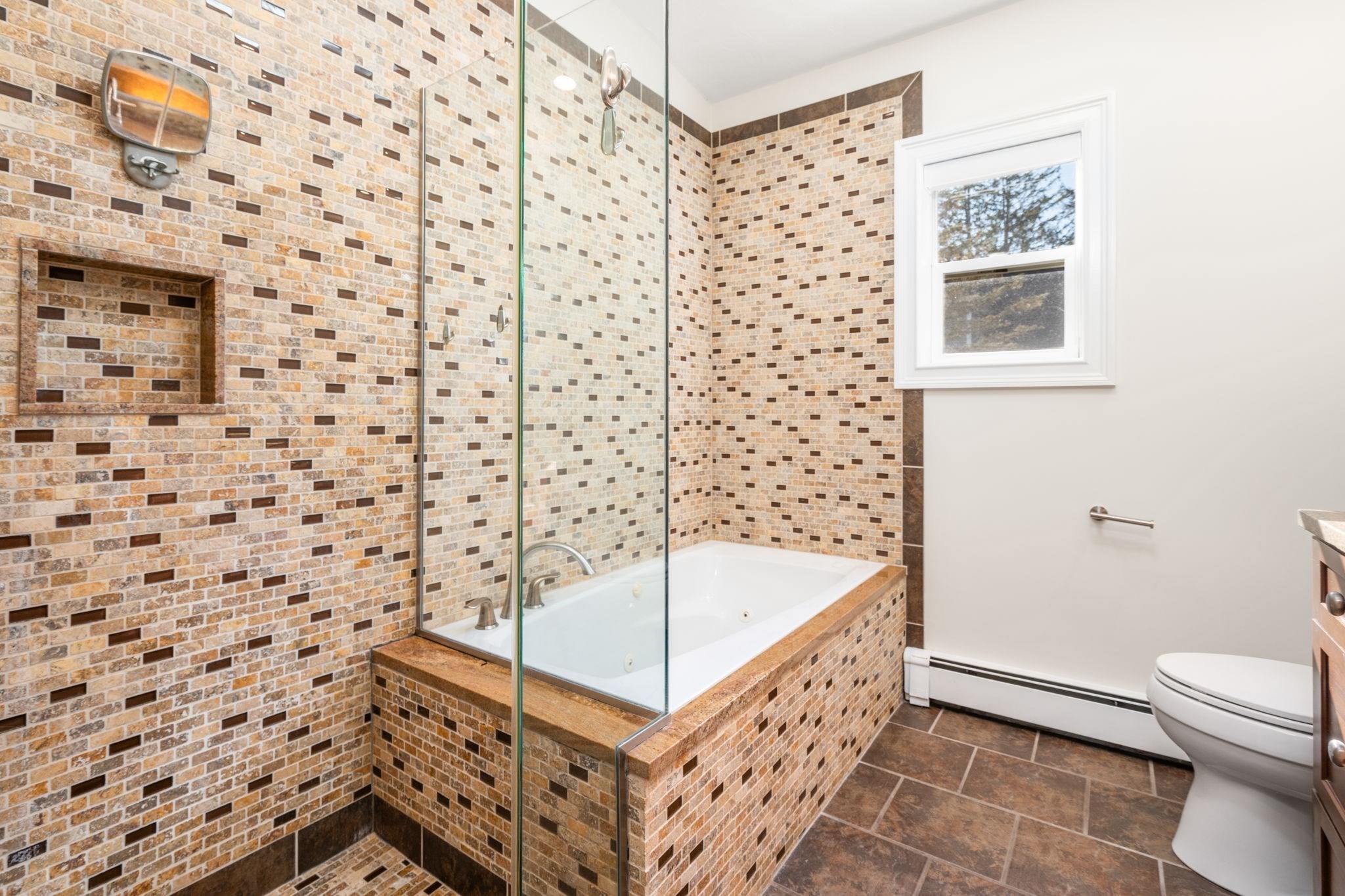 29 Clapp St Property Photo 18