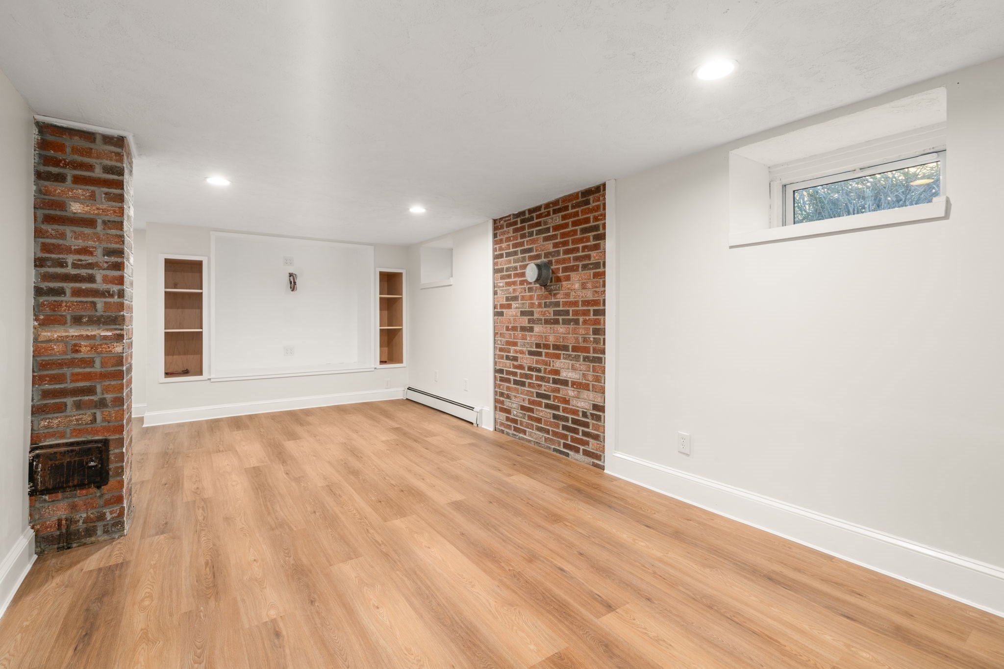 29 Clapp St Property Photo 24