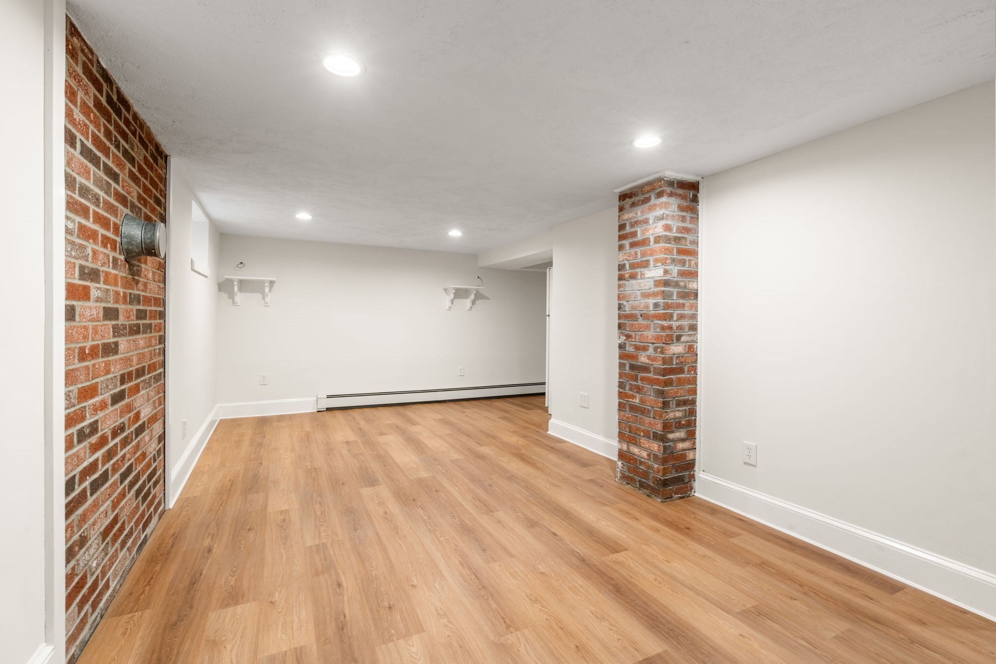 29 Clapp St Property Photo 25