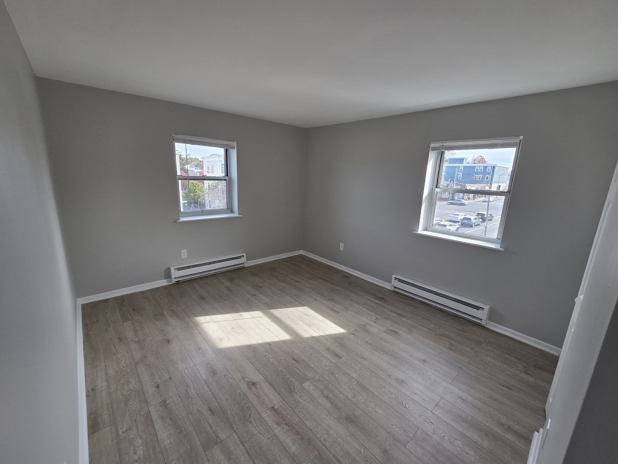815 Morton # 20 Property Photo 6