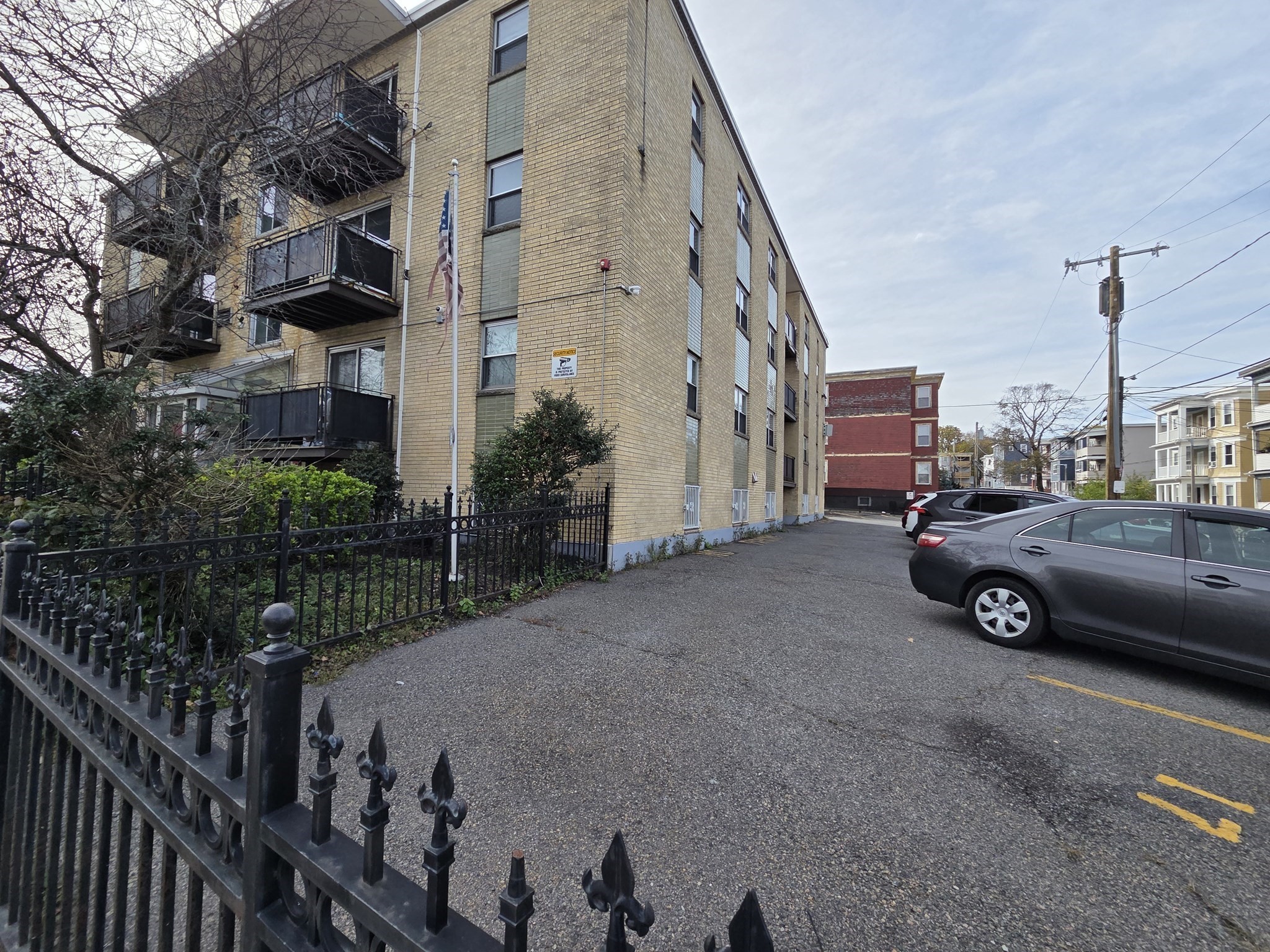 815 Morton # 20 Property Photo 15