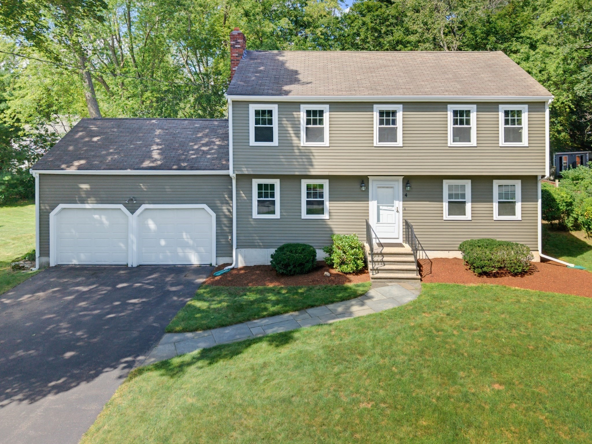 4 Lewis Drive Property Photo 1