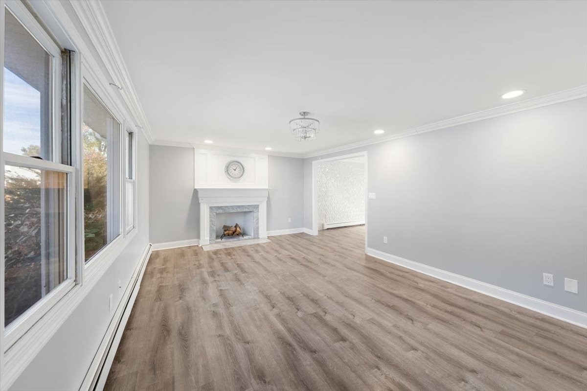 22 Draper Rd # A Property Photo 3