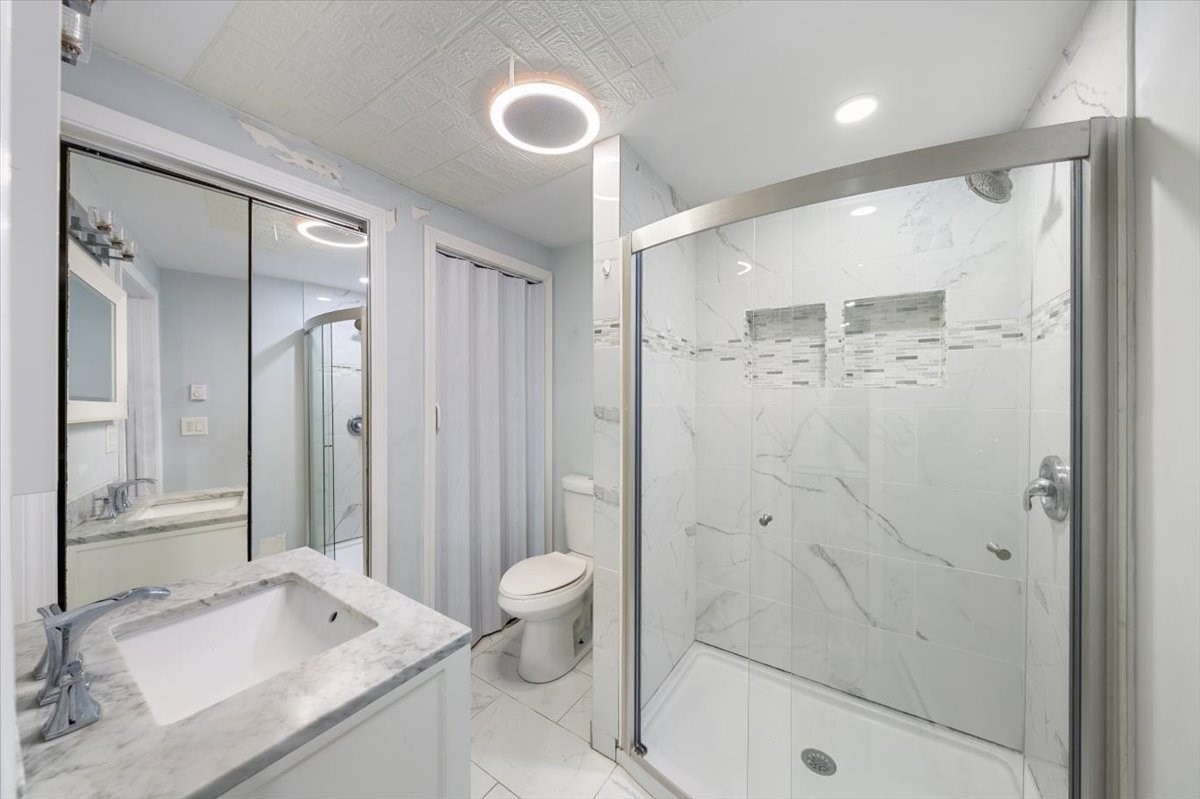 22 Draper Rd # A Property Photo 19