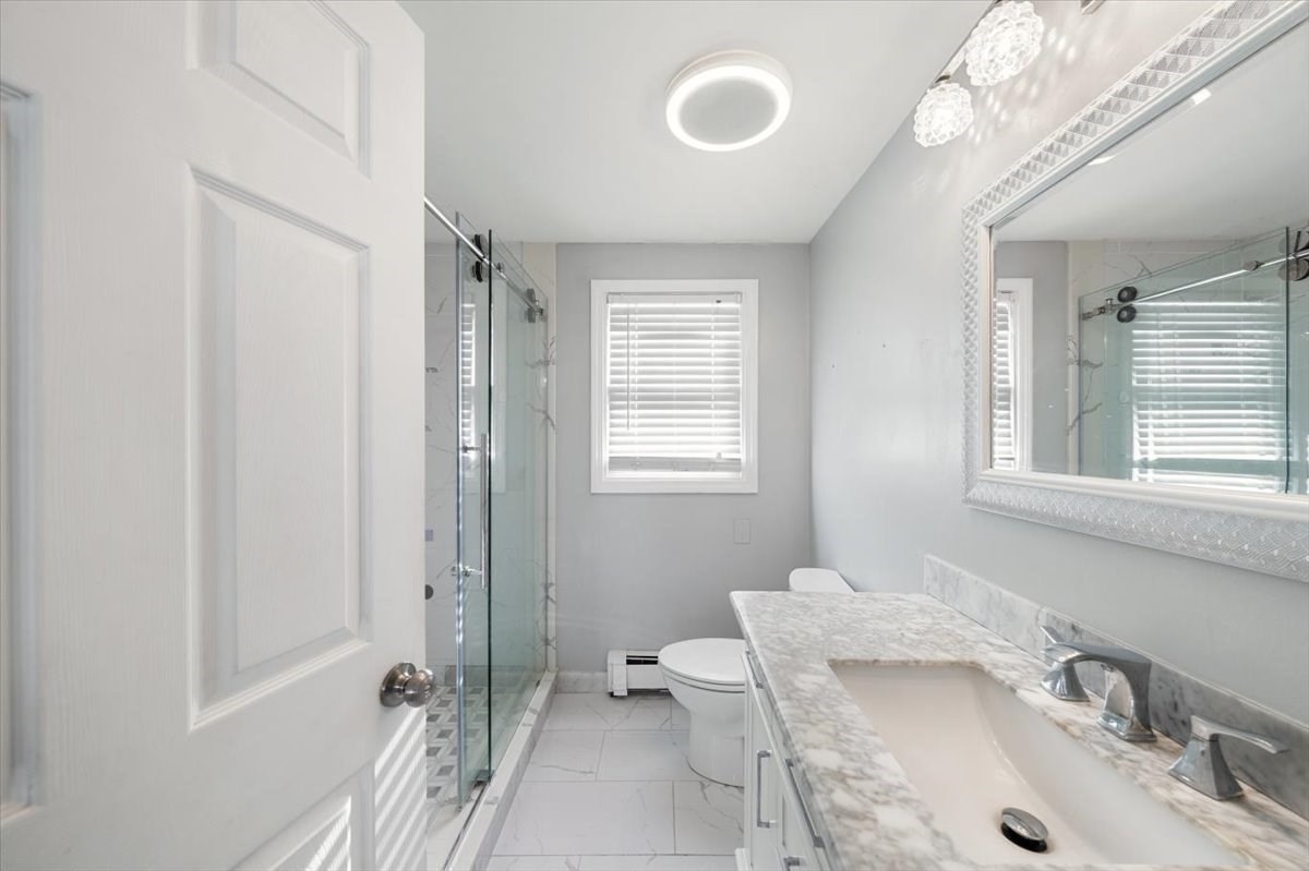 22 Draper Rd # A Property Photo 25