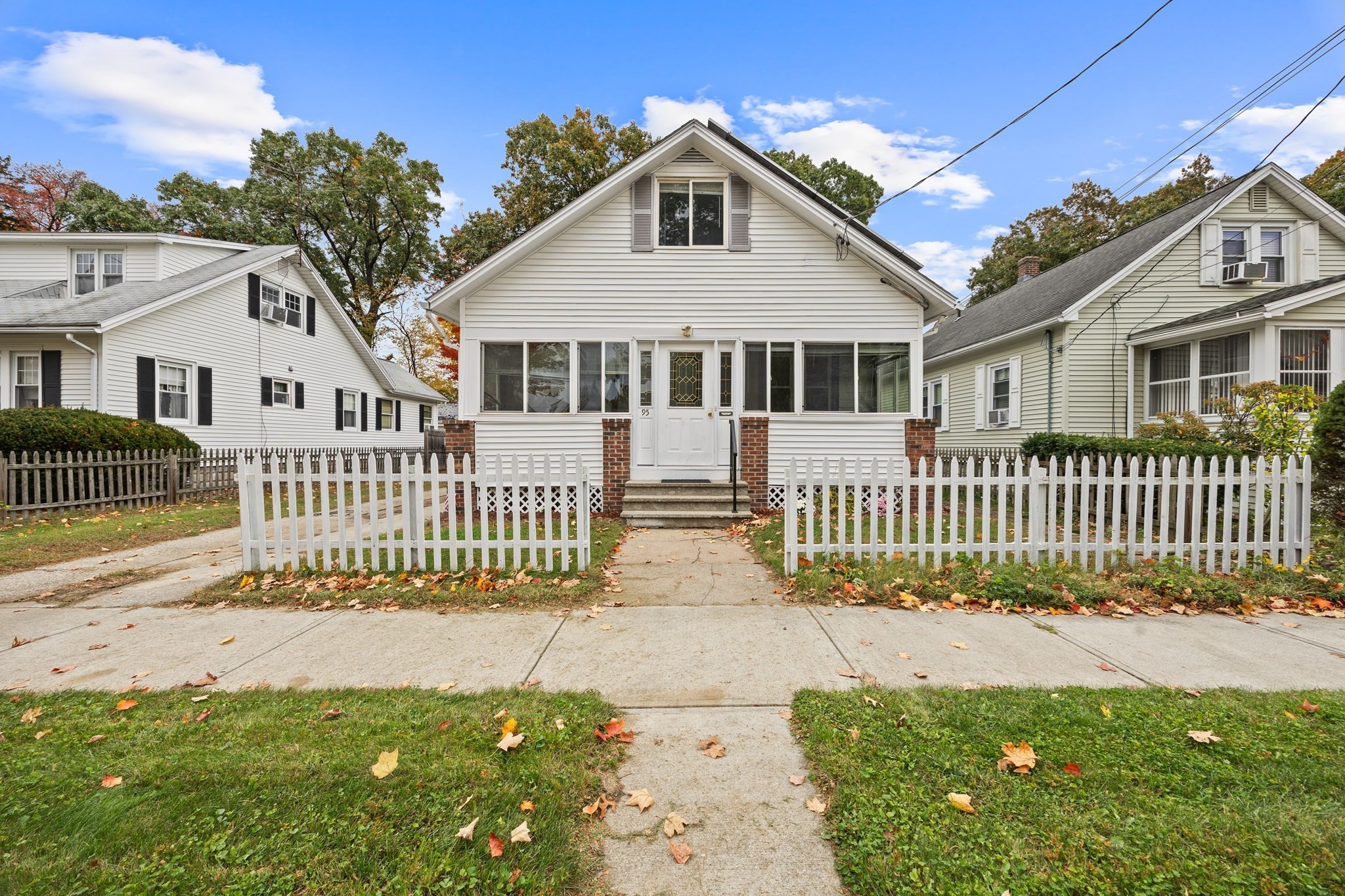 95 Alvin St Property Photo 1