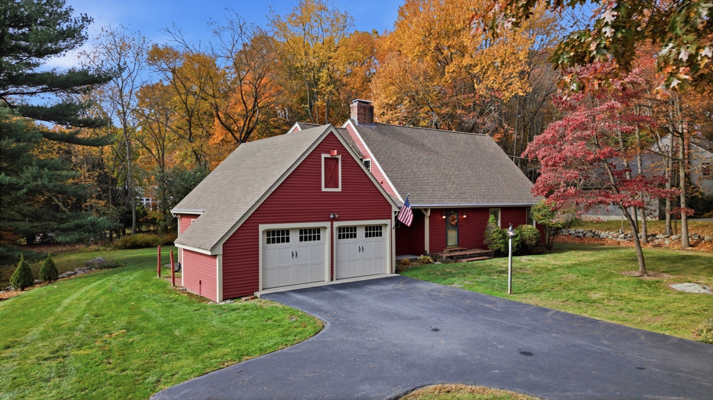 322 Spring Property Photo 1