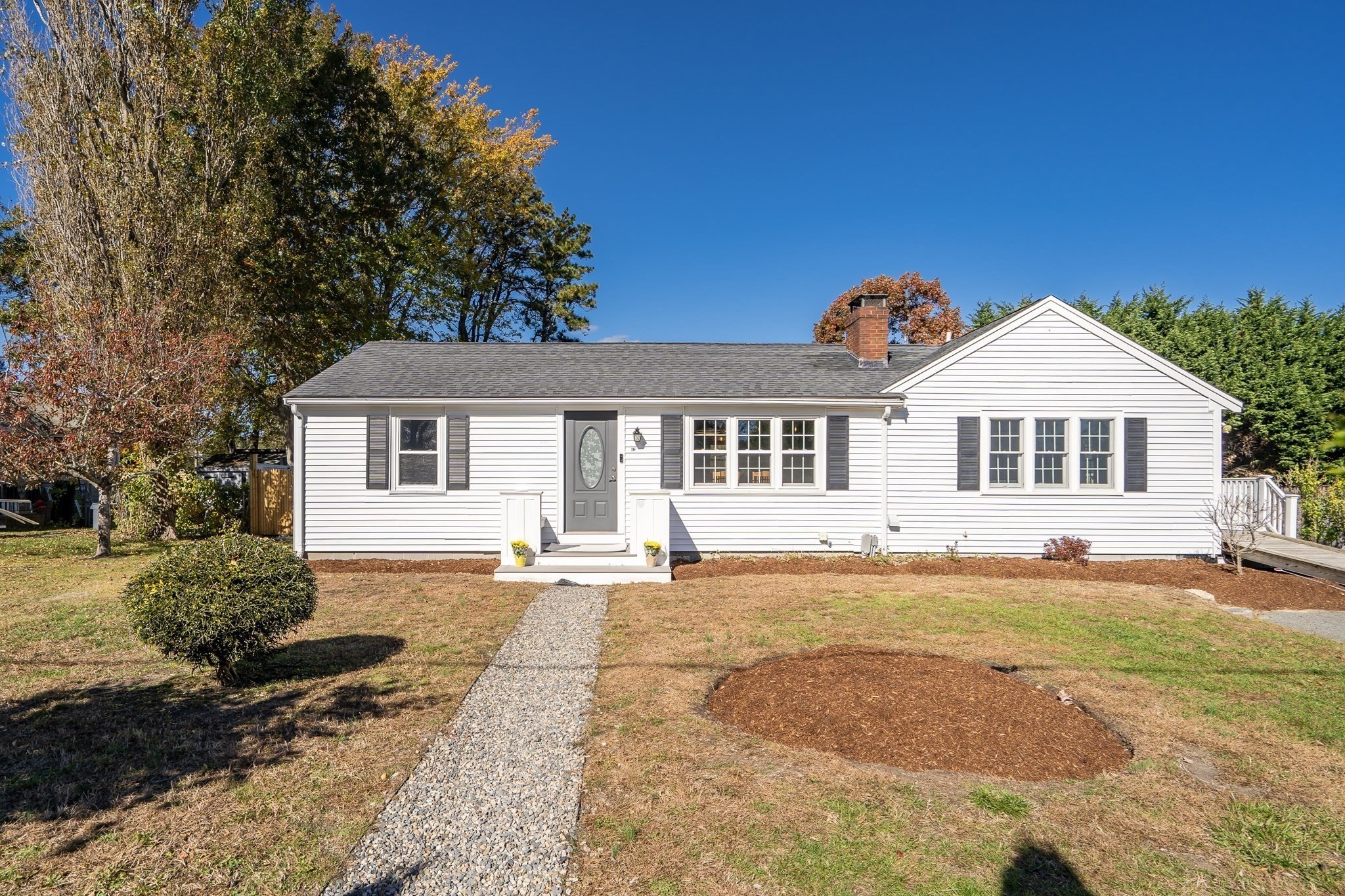 62 Vine Brook Rd Property Photo 1