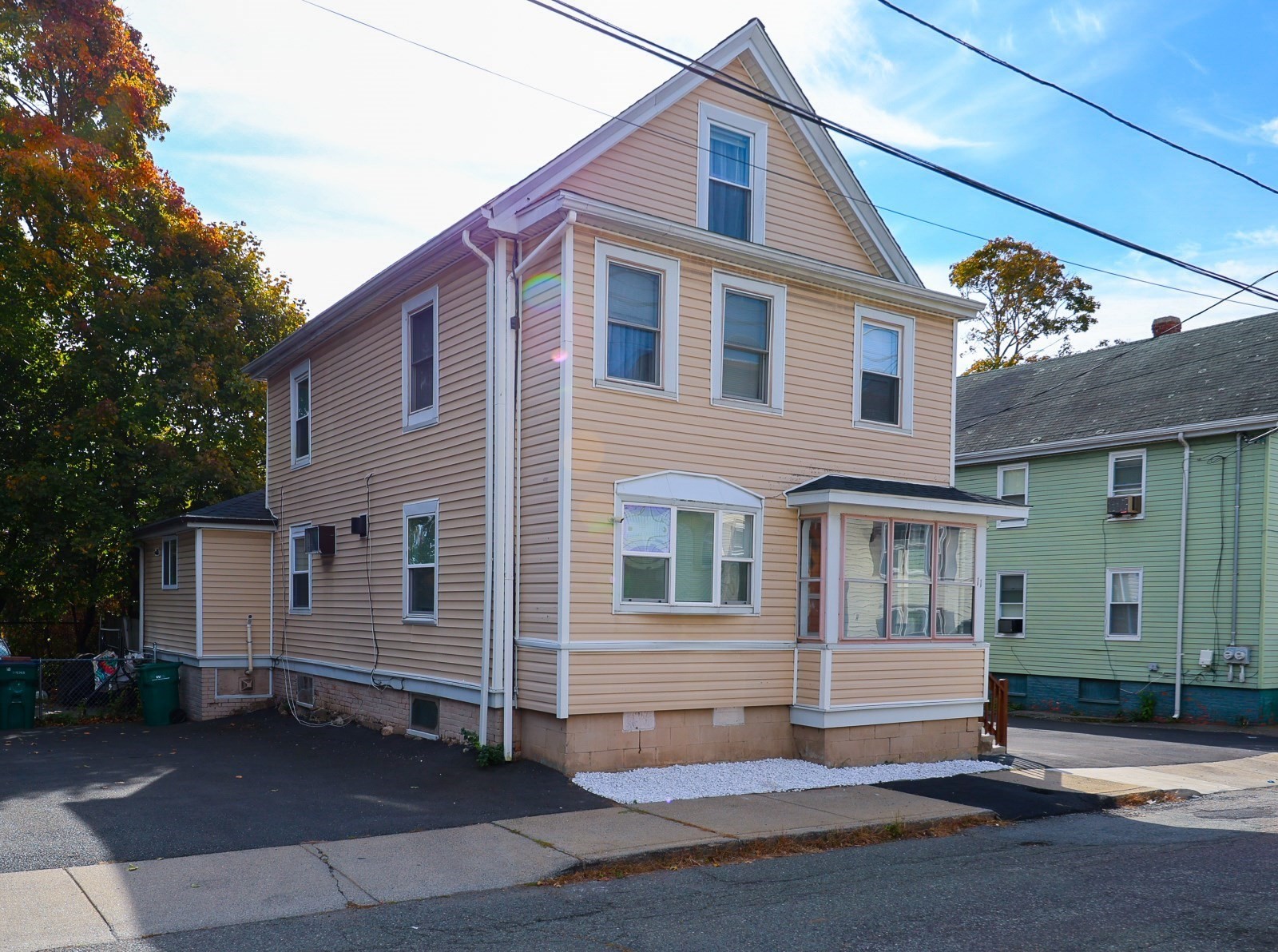 11 Northern Ave Property Photo 1