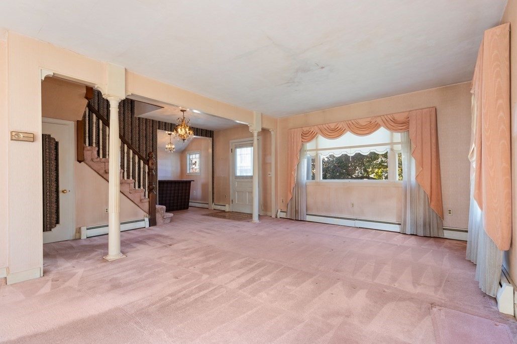49 Cushing St Property Photo 13