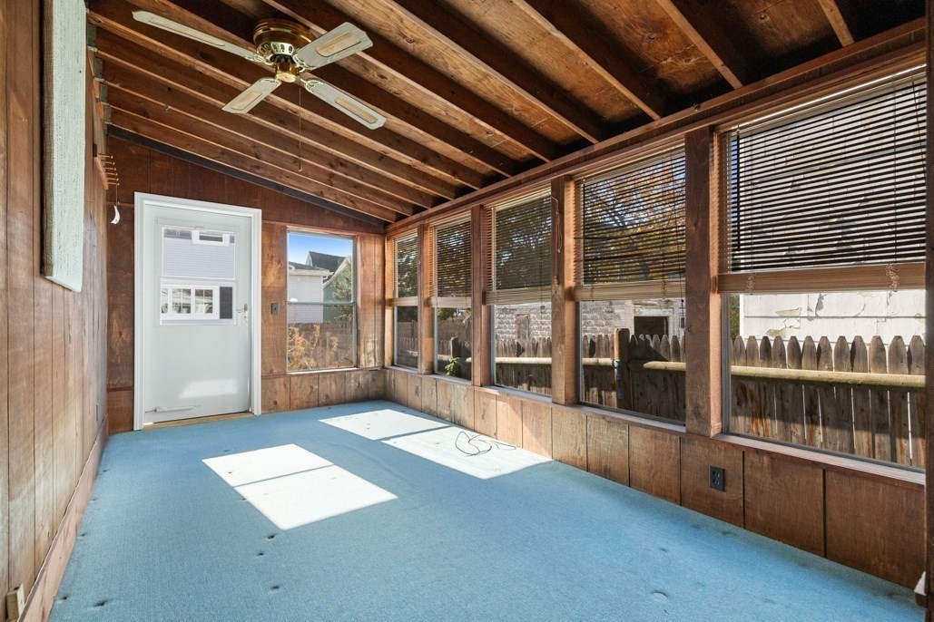 49 Cushing St Property Photo 21