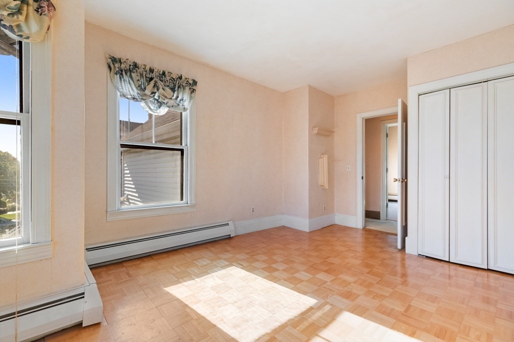 49 Cushing St Property Photo 27