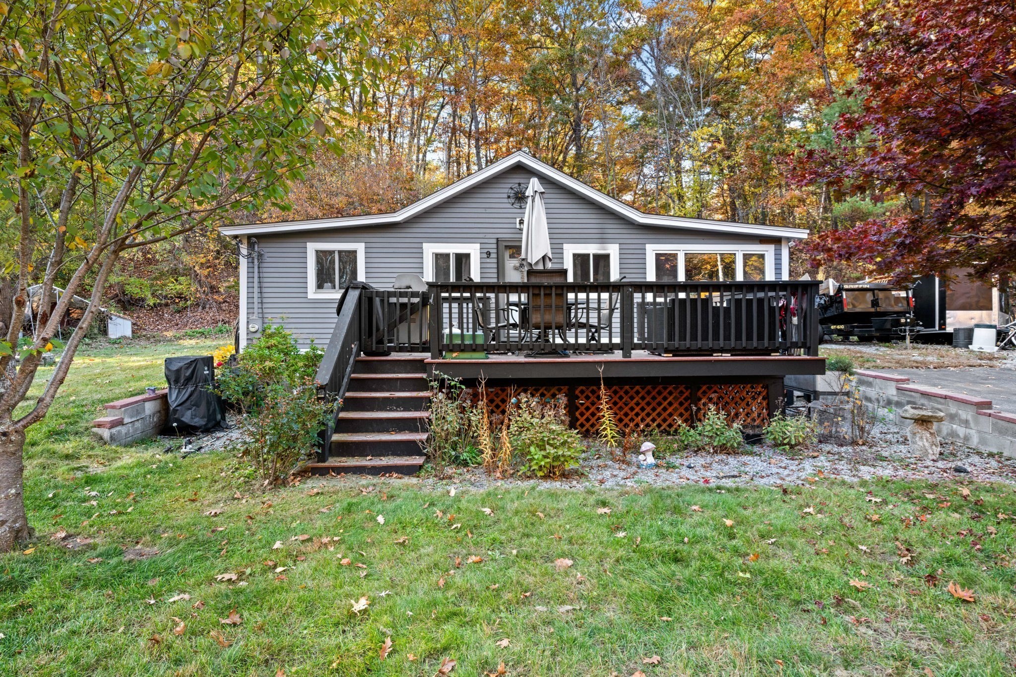 9 Valley Rd Property Photo 1