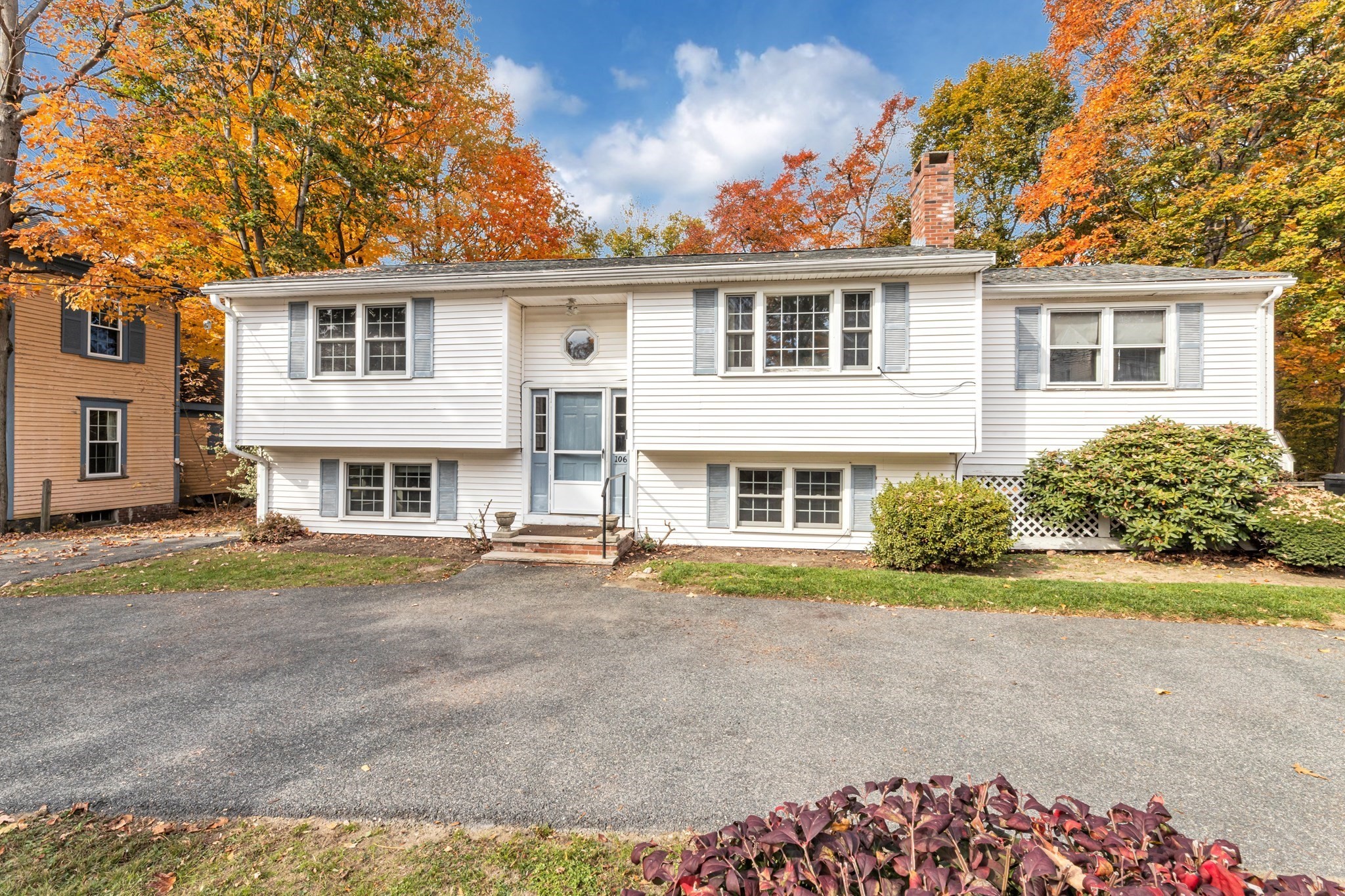 106 Highland St Property Photo 1